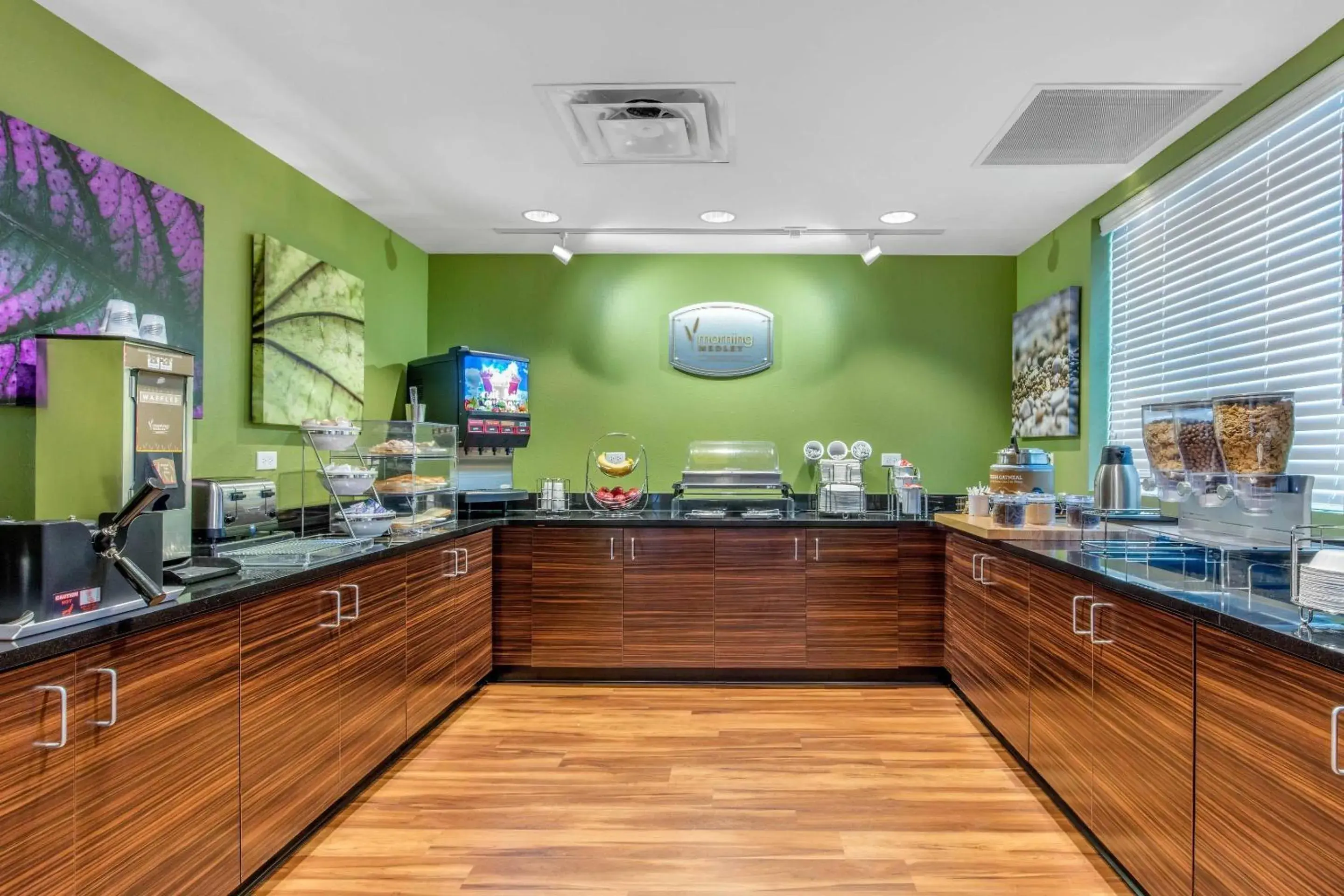 Breakfast in MainStay Suites St Louis Airport Breakfast in MainStay Suites St Louis Airport