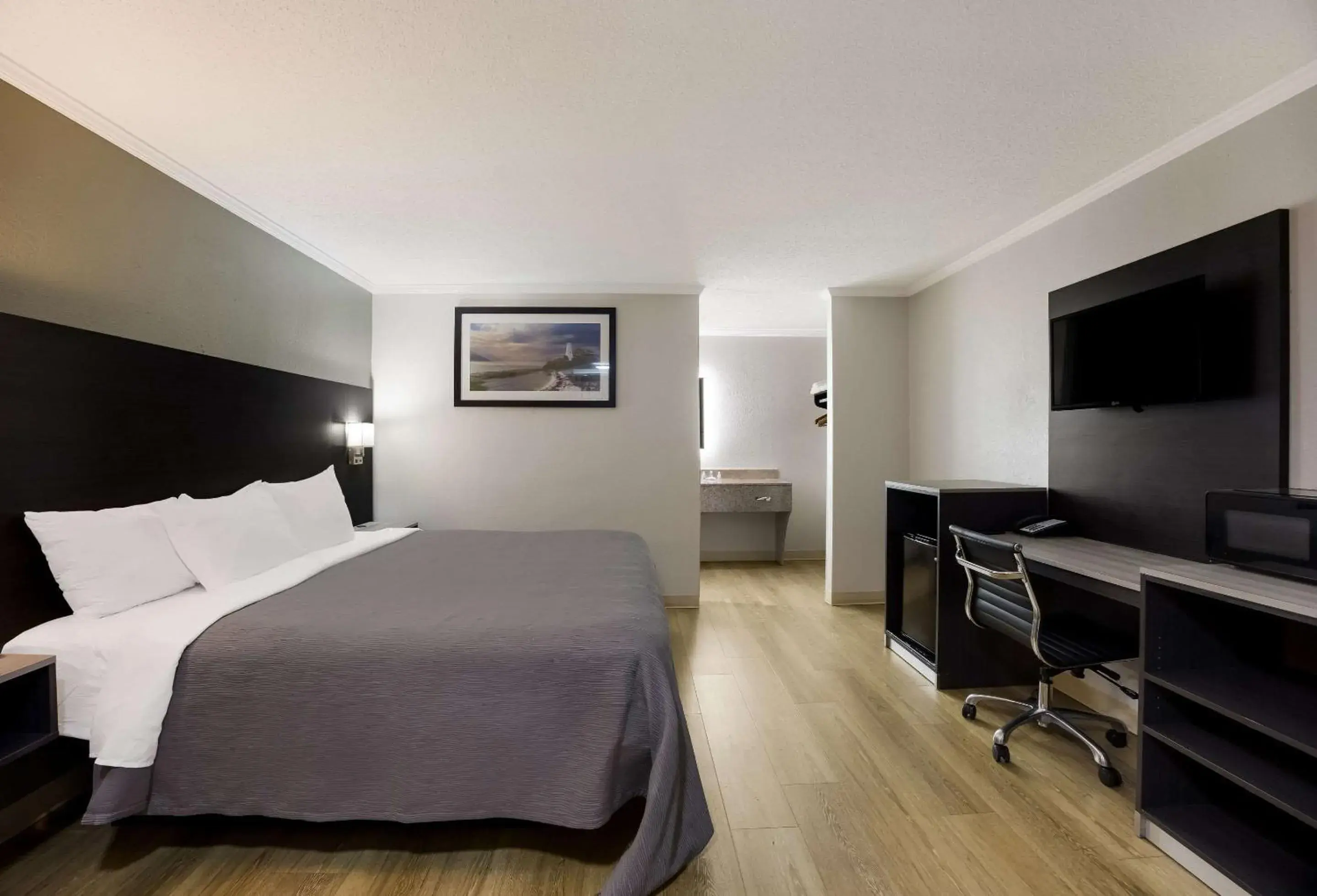 Bedroom, Bed in Quality Inn Tallahassee near University Bedroom, Bed in Quality Inn Tallahassee near University