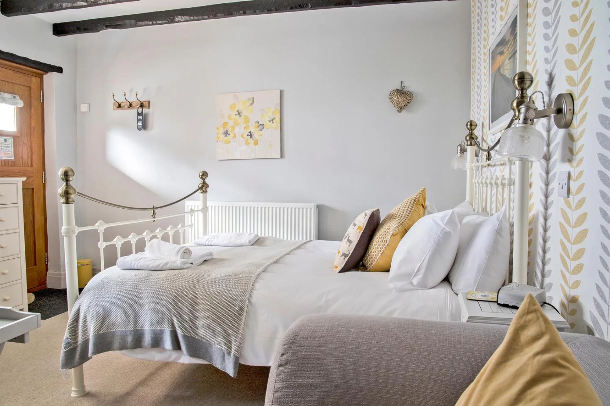 Bedroom, Bed in Hawthorn Farm Guest House