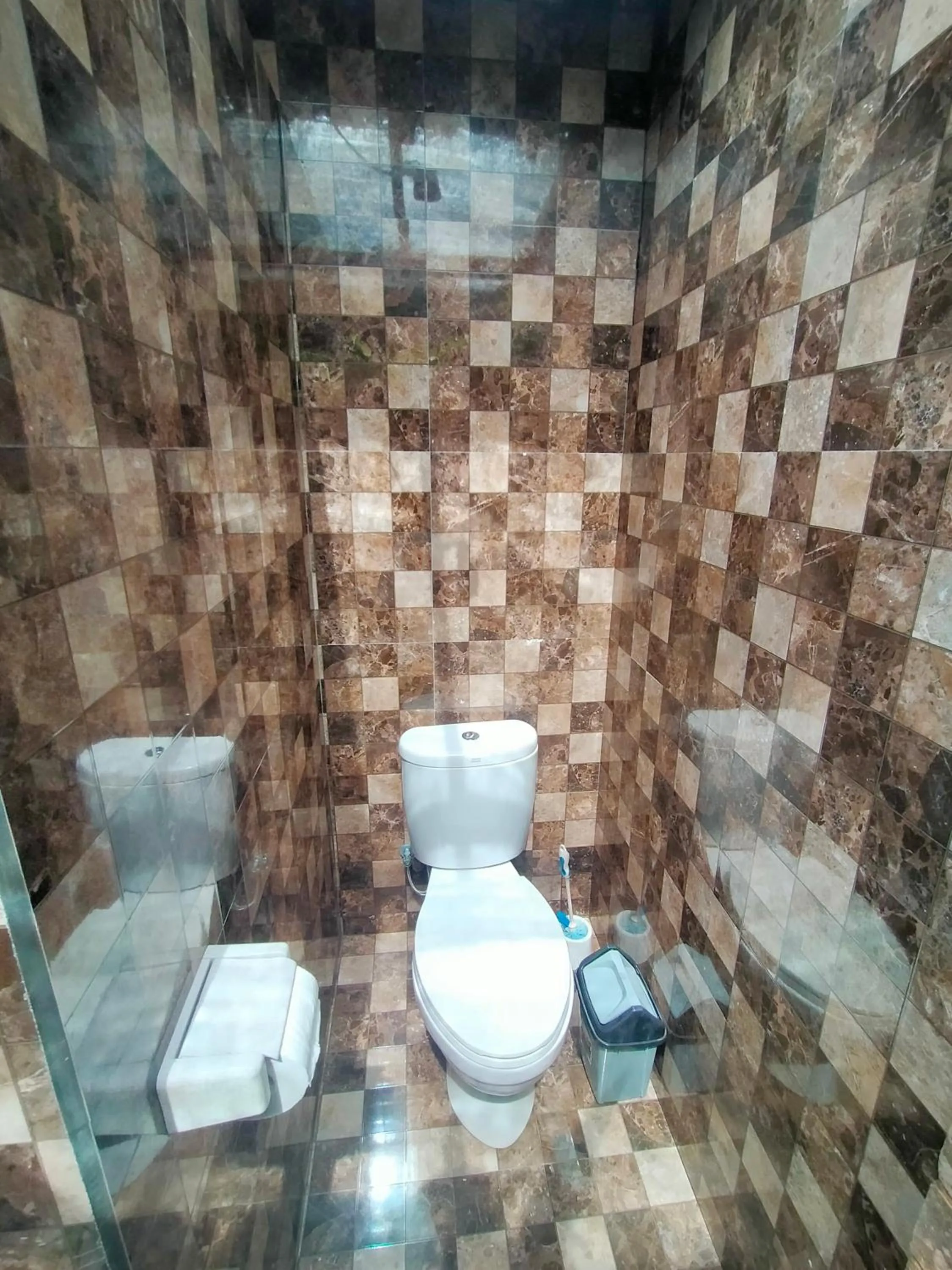 Toilet in Green Bowl Beach Villas