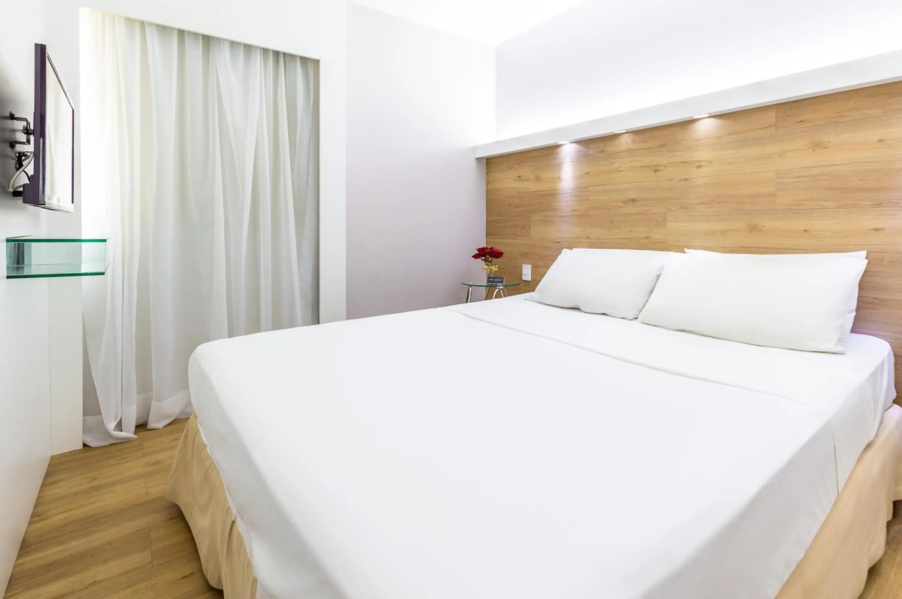 Premium Double Bed (no sea view) in Hotel Costamar Ponta Verde Premium Double Bed (no sea view) in Hotel Costamar Ponta Verde