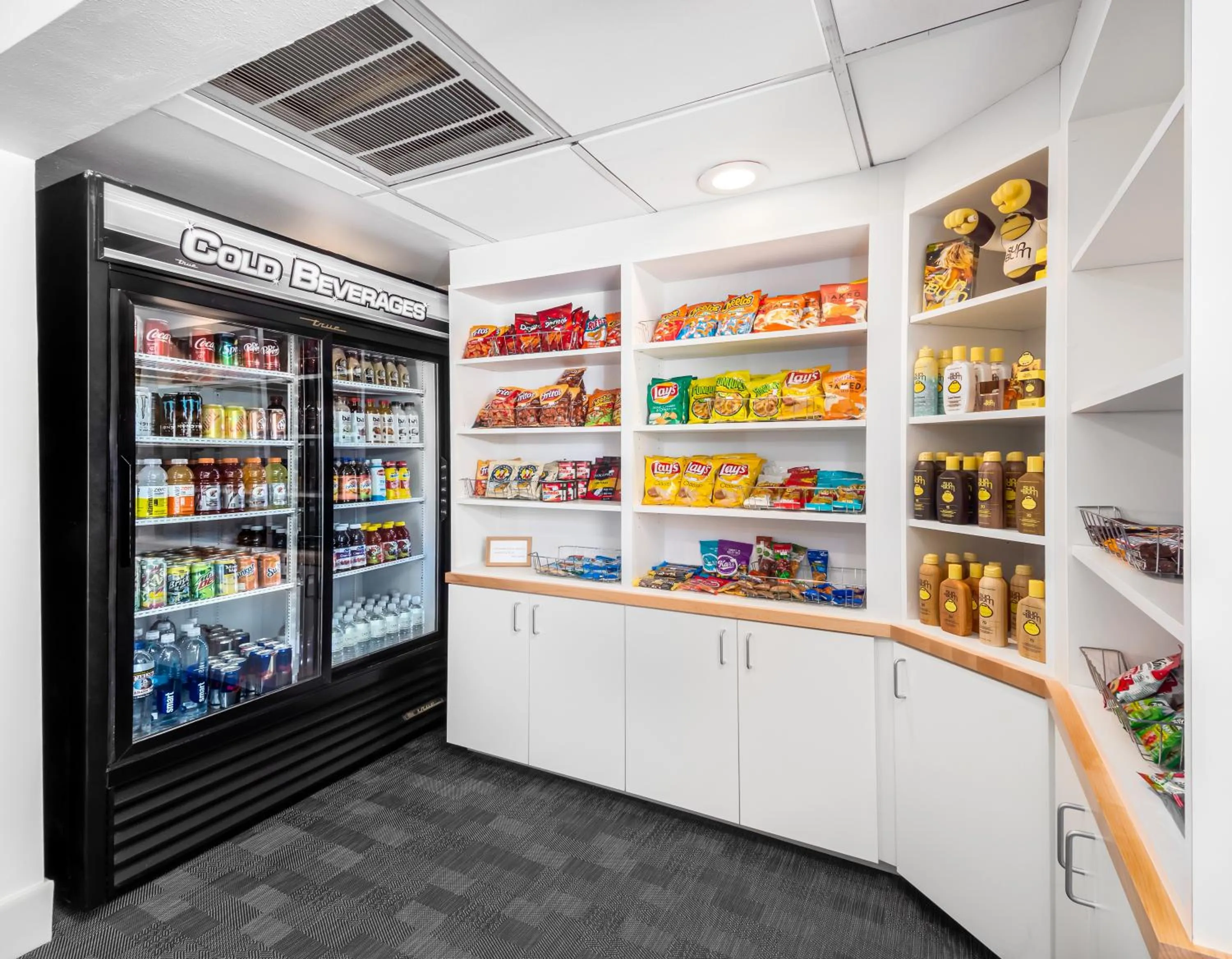 Property building in Carlsbad by the Sea Hotel