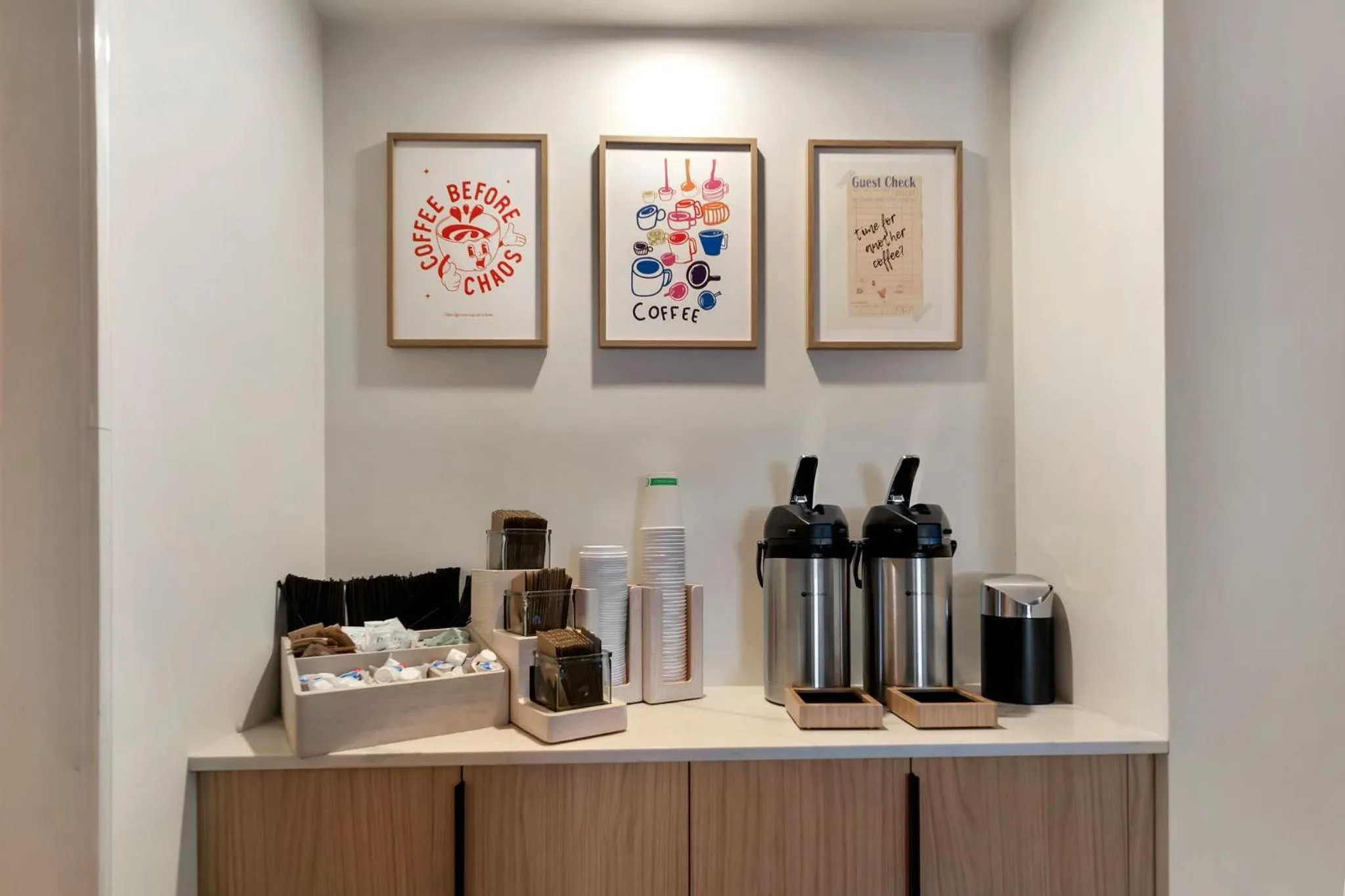 Coffee/tea facilities in BOB Hotels Tallahassee - Boutique on Budget