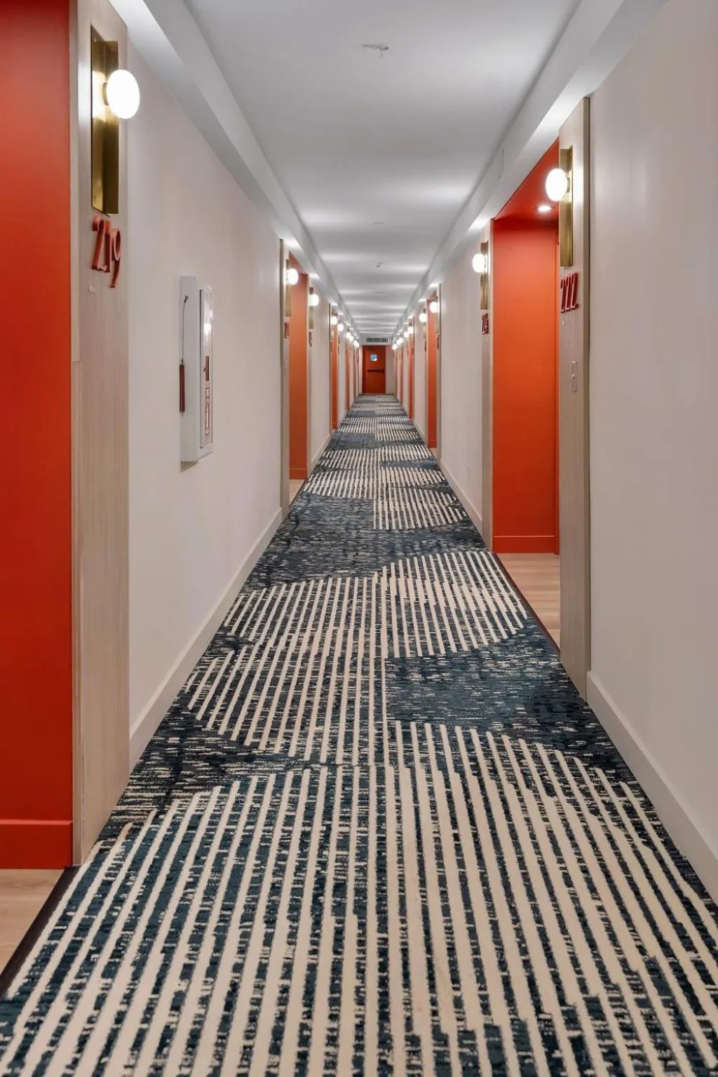 Property building in BOB Hotels Tallahassee - Boutique on Budget