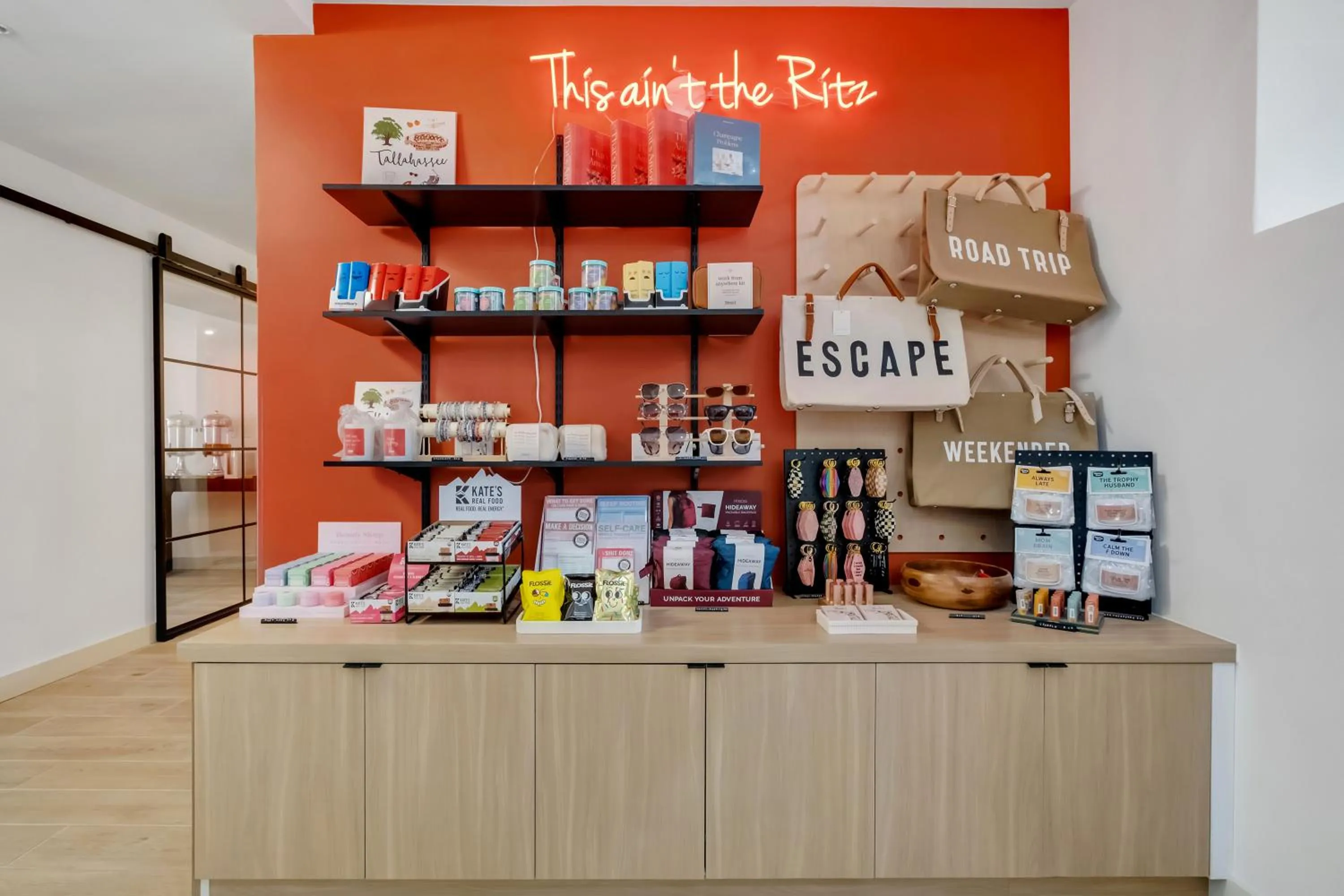 Lobby or reception in BOB Hotels Tallahassee - Boutique on Budget