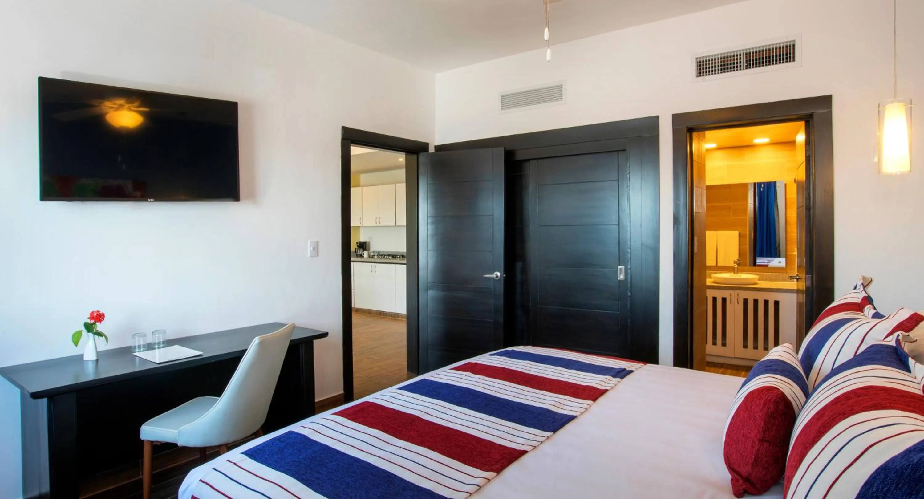 TV and multimedia, Bed in Hotel whala!urban punta cana