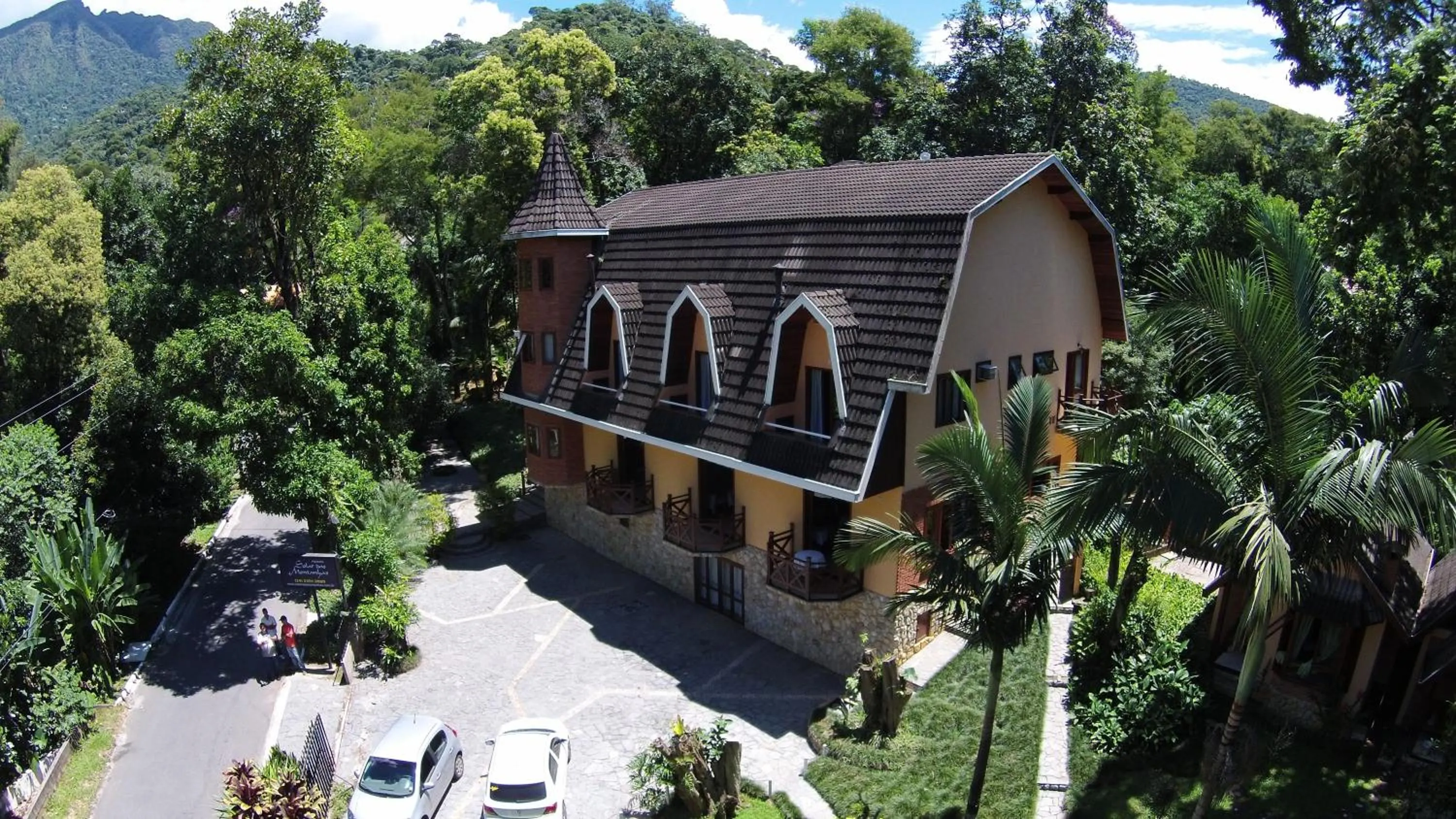 Facade/entrance in Pousada Solar das Montanhas