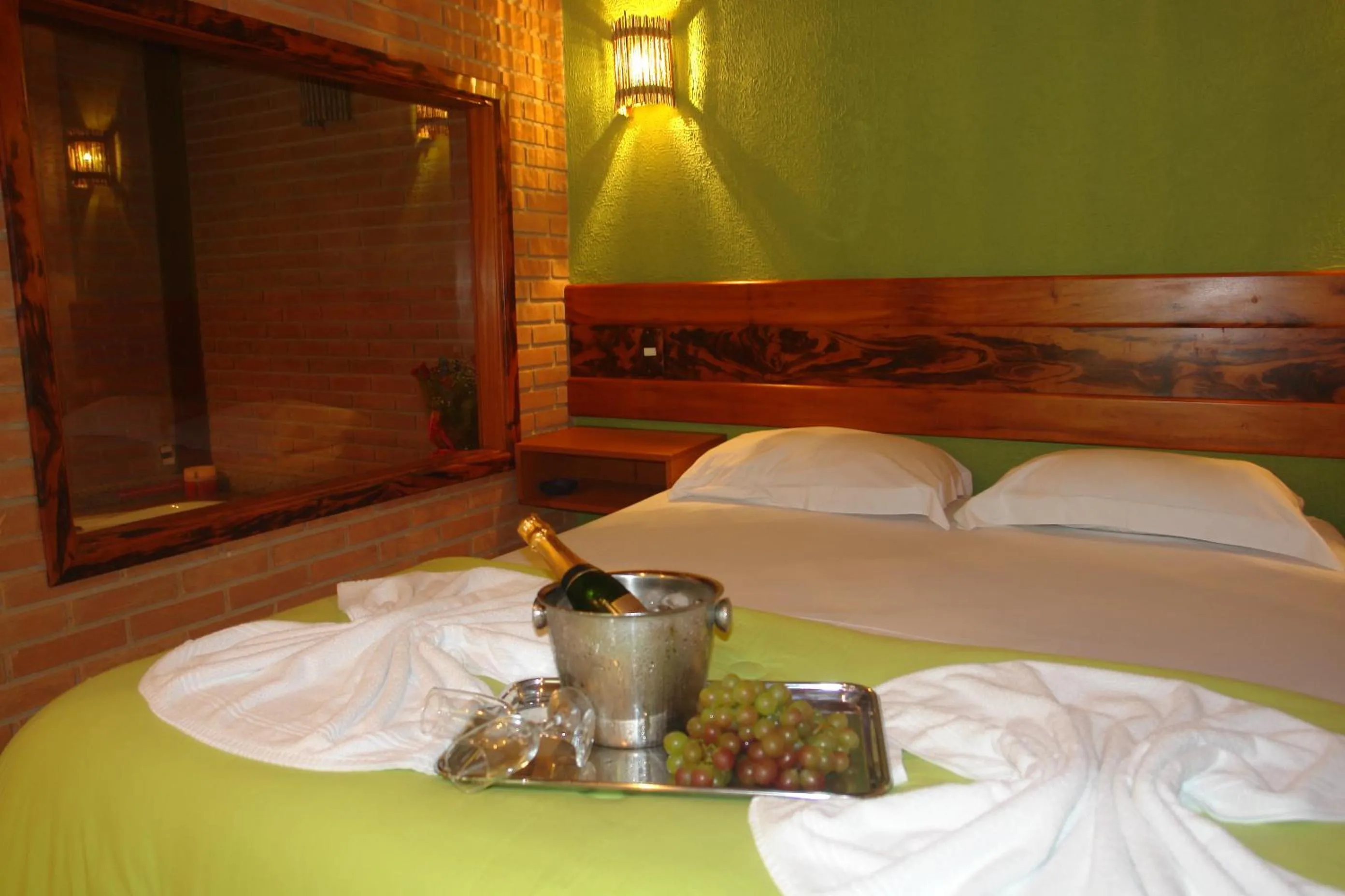 Photo of the whole room, Bed in Pousada Solar das Montanhas