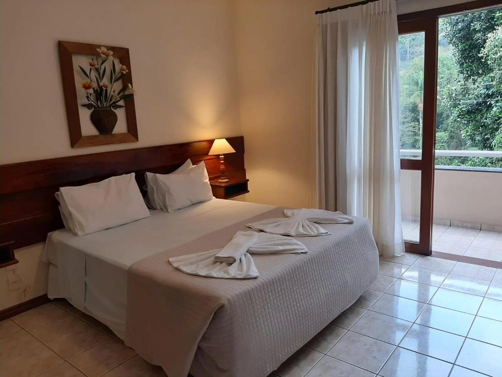 Bedroom, Bed in Pousada Solar das Montanhas