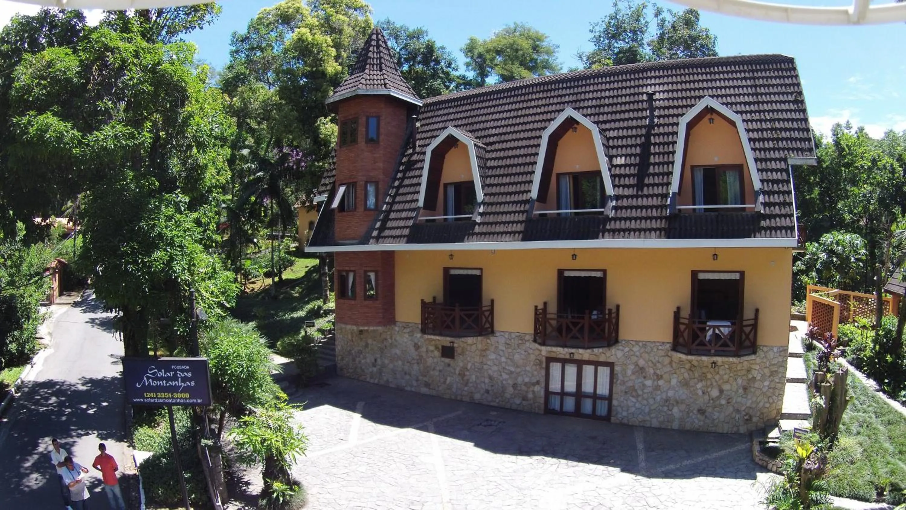 Facade/entrance in Pousada Solar das Montanhas