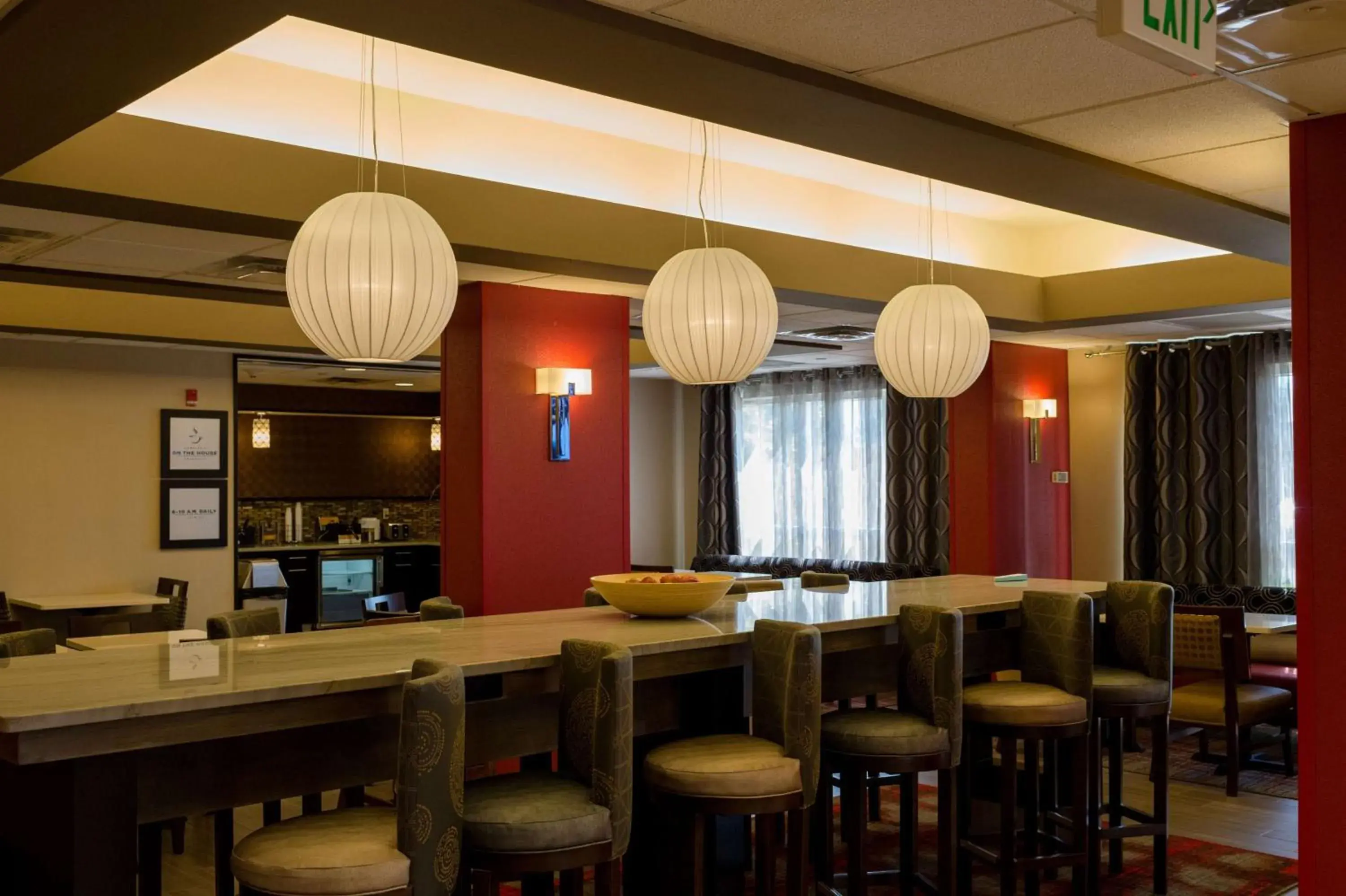 Lobby or reception in Hampton Inn Oxford-West Lobby or reception in Hampton Inn Oxford-West