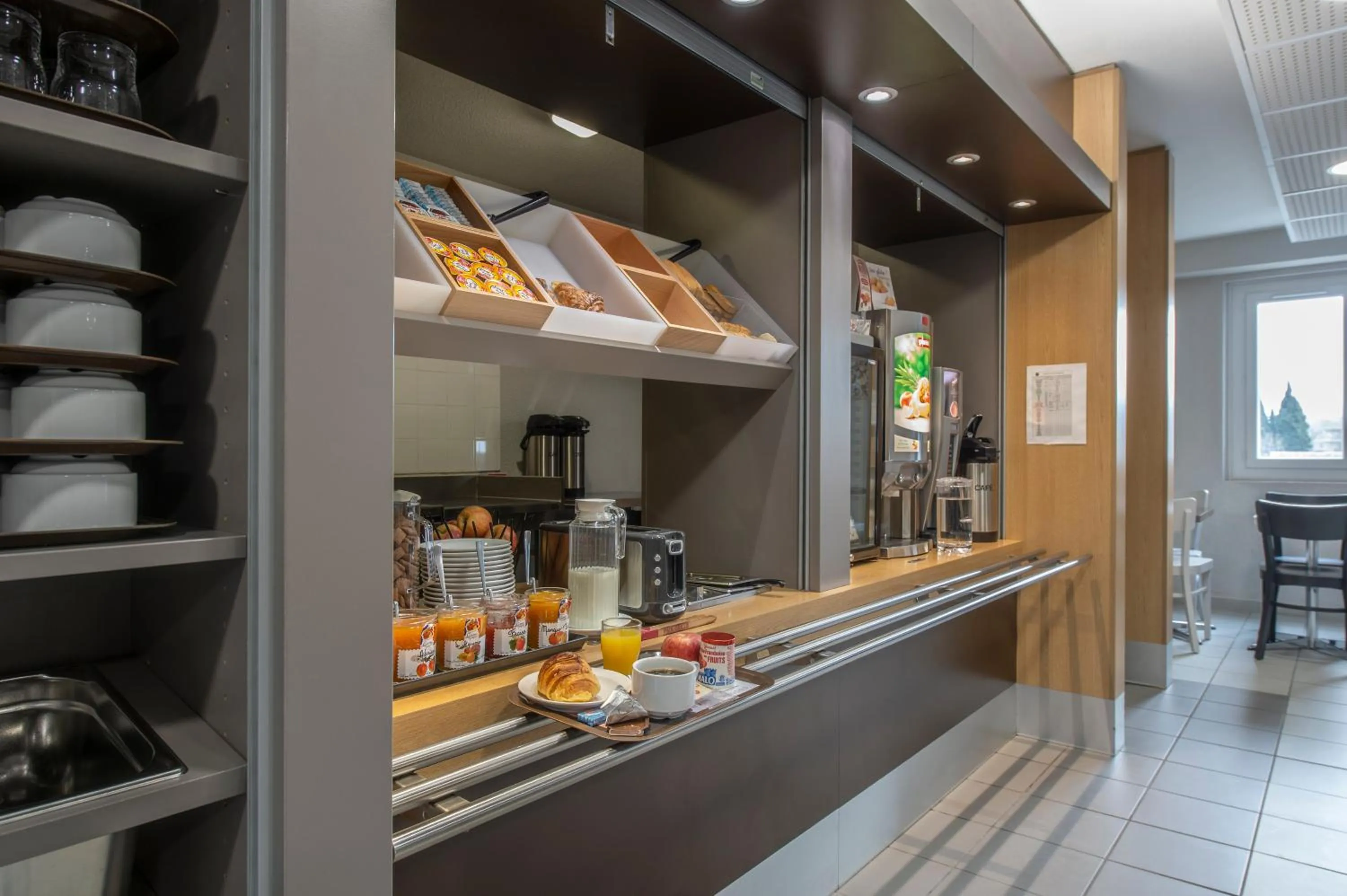 Buffet breakfast in B&B HOTEL Orange