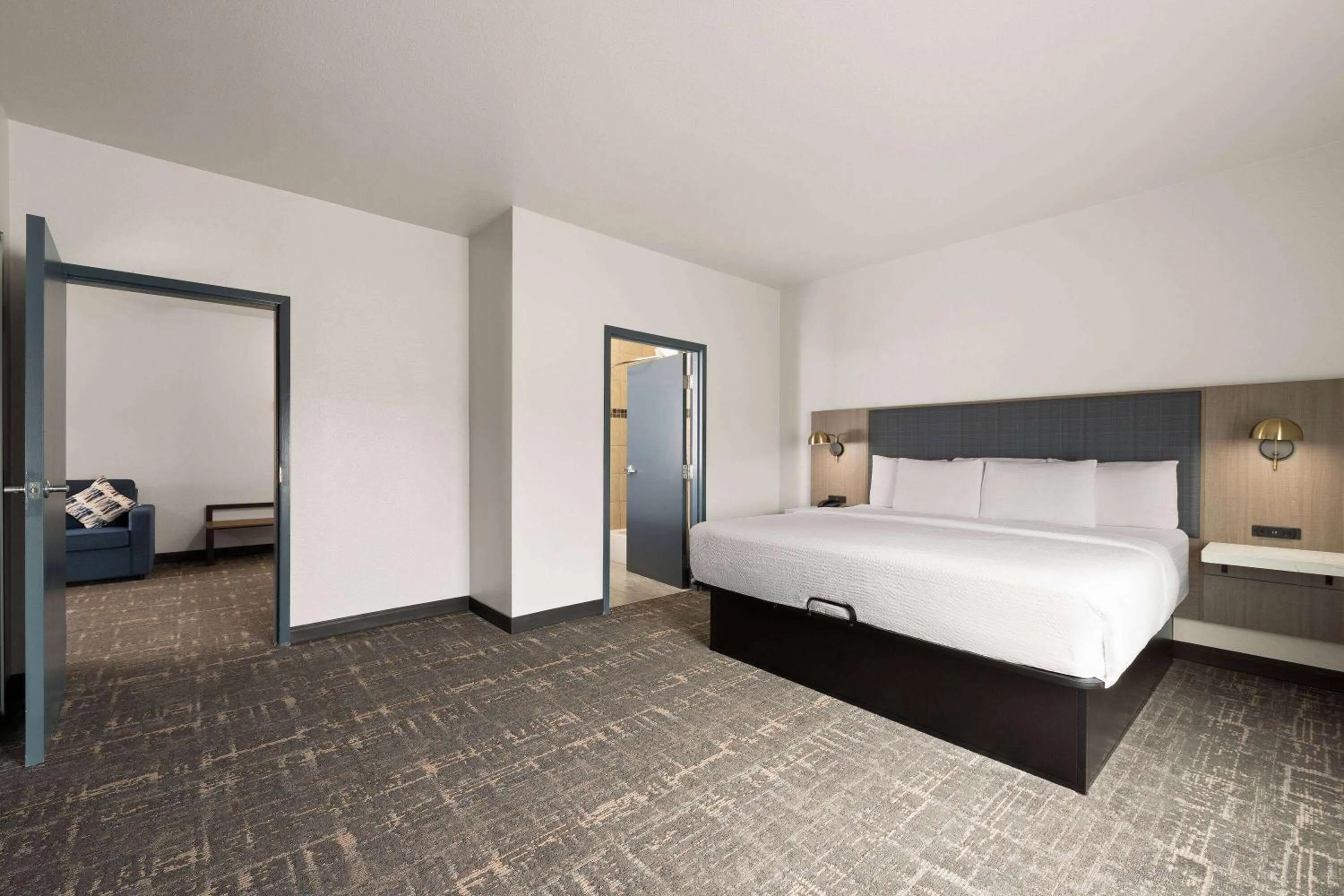 Photo of the whole room, Bed in La Quinta by Wyndham Ft. Worth - Forest Hill, TX