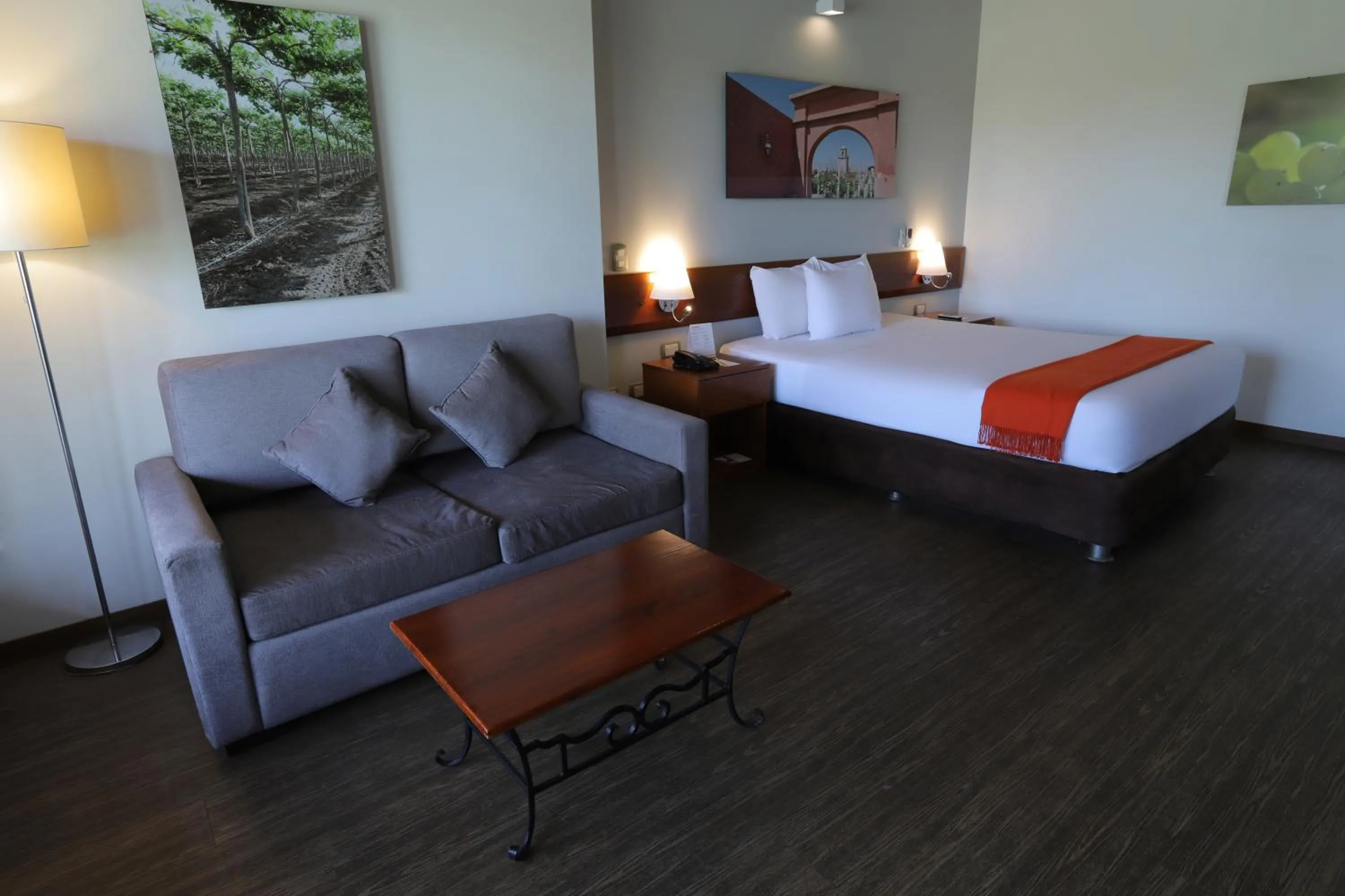 Shower, Bed in Casa Andina Standard Chincha