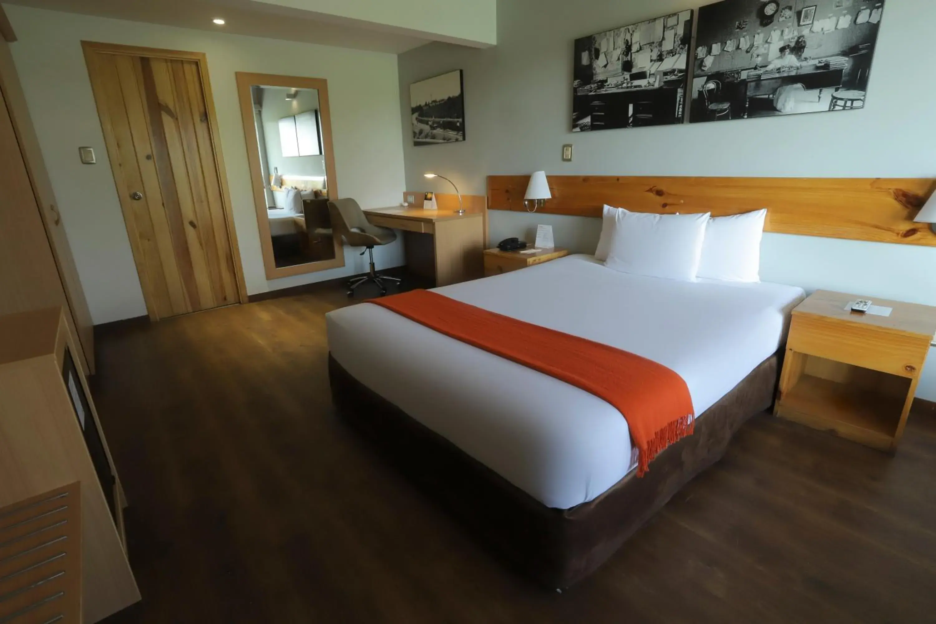 Shower, Bed in Casa Andina Standard Chincha Shower, Bed in Casa Andina Standard Chincha