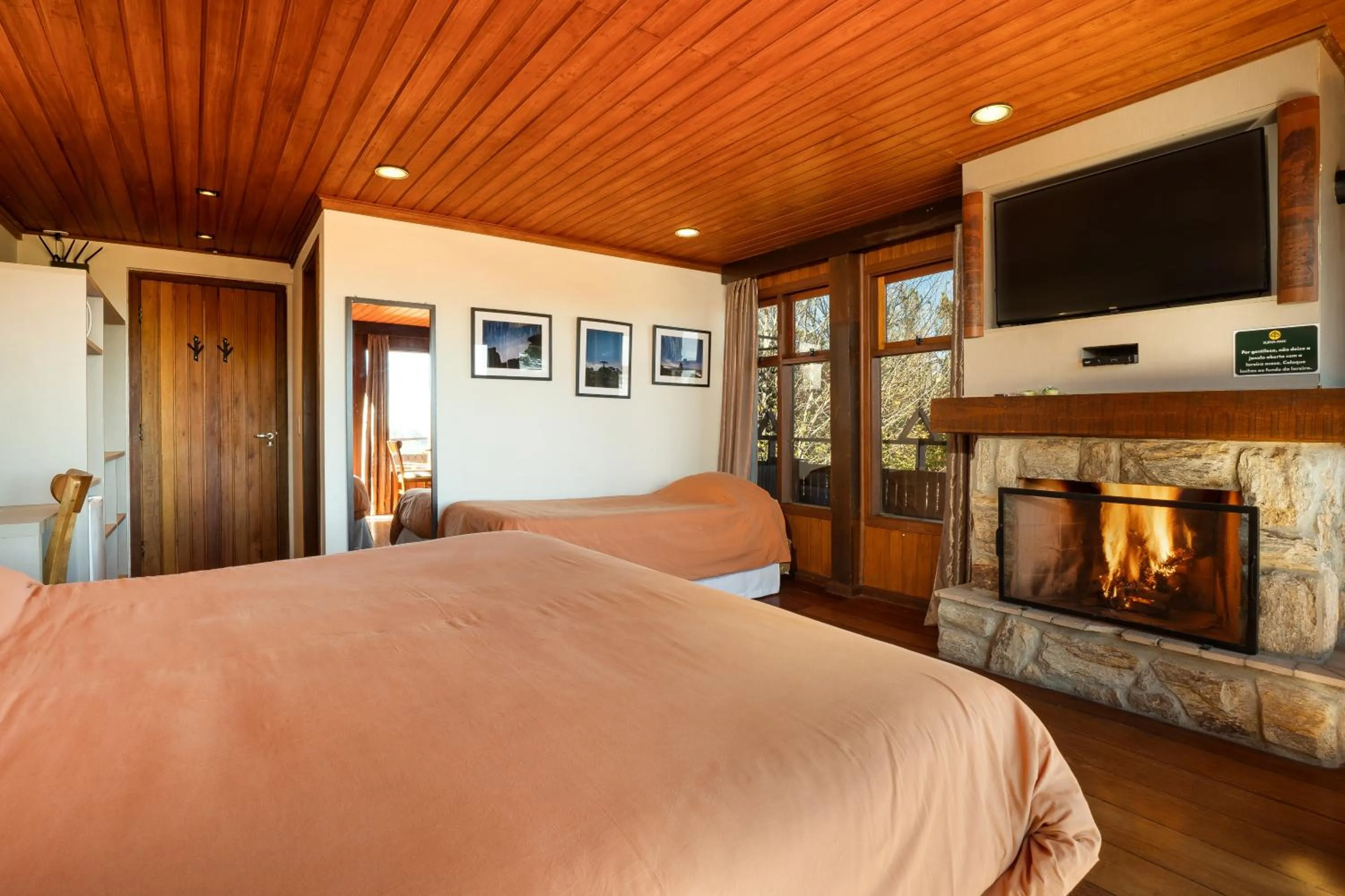 Bed in Surya-Pan Refúgio Hotel - Super Pet Friendly