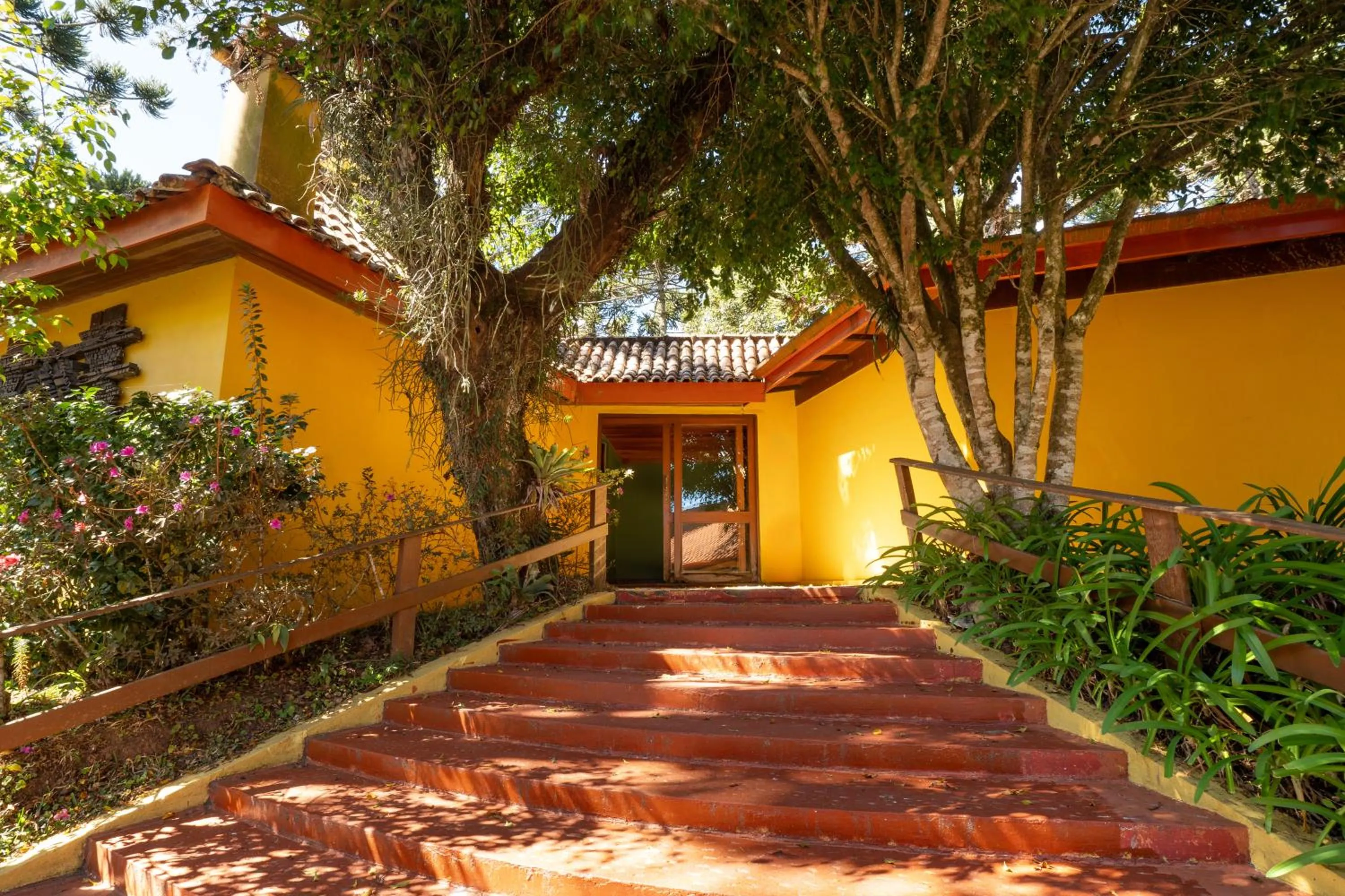 Surya-Pan Refúgio Hotel - Super Pet Friendly