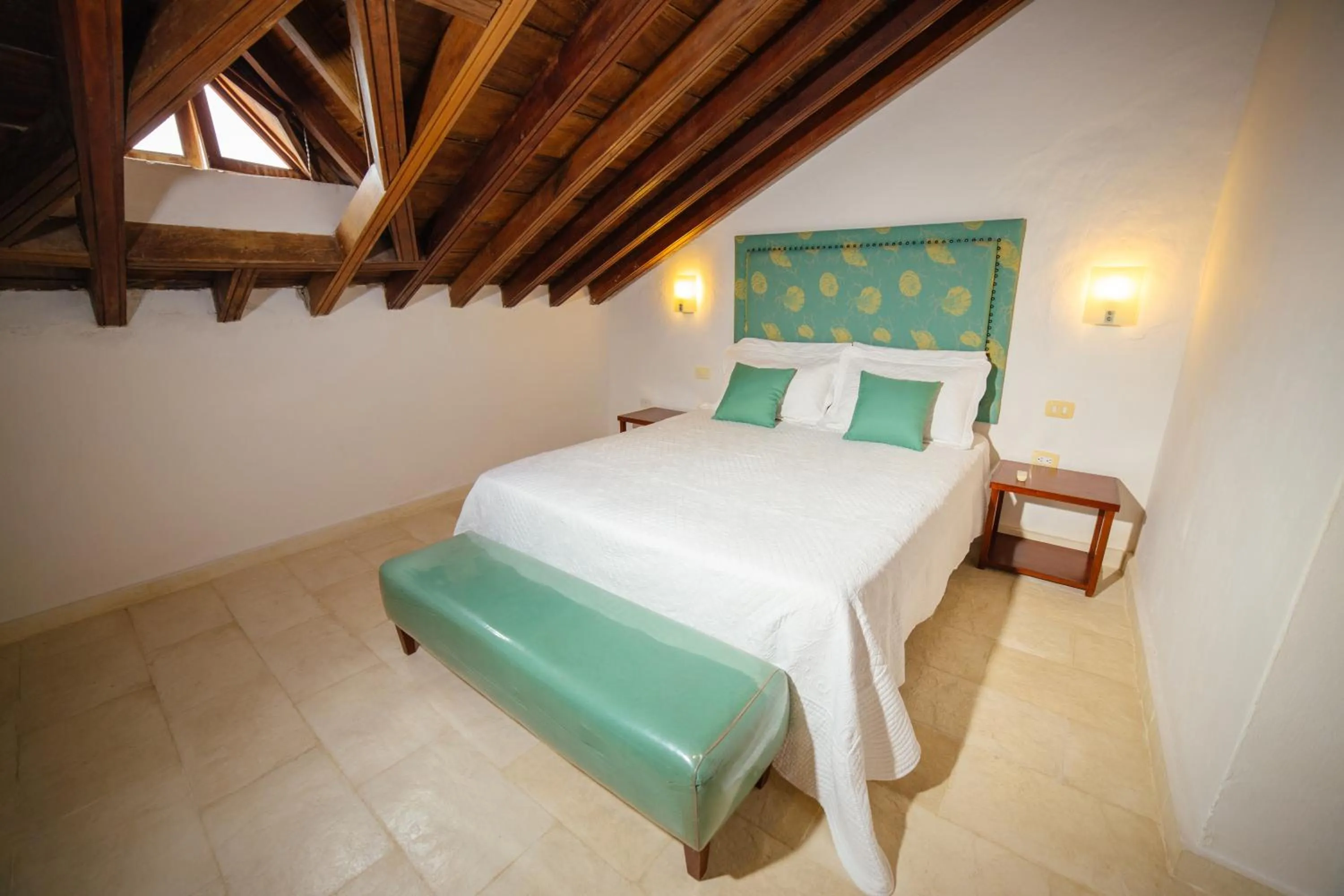 Photo of the whole room, Bed in Bioma Boutique Hotel