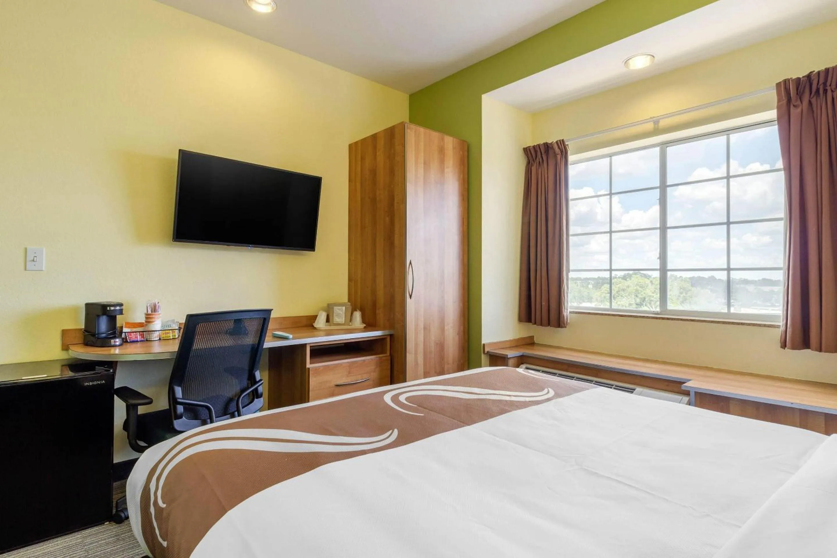 Bedroom, Bed in Quality Inn & Suites Lehigh Acres Fort Myers