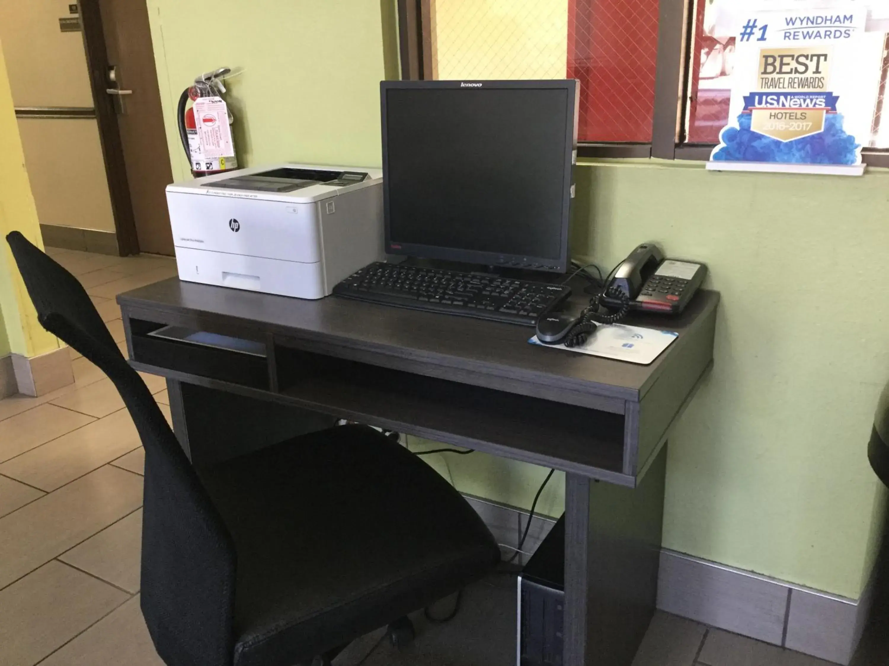 Lobby or reception in Super8 by Wyndham NEARBY Clearwater St Petersburg International Airport Lobby or reception in Super8 by Wyndham NEARBY Clearwater St Petersburg International Airport