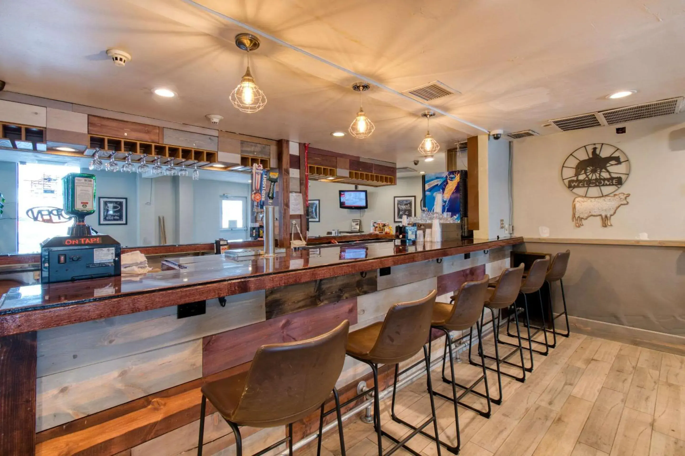 Lounge or bar, Lounge/Bar in Clarion Hotel Denver Central