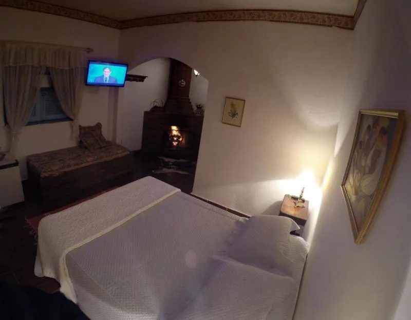 Bedroom, Bed in Hotel Pousada Esmeralda