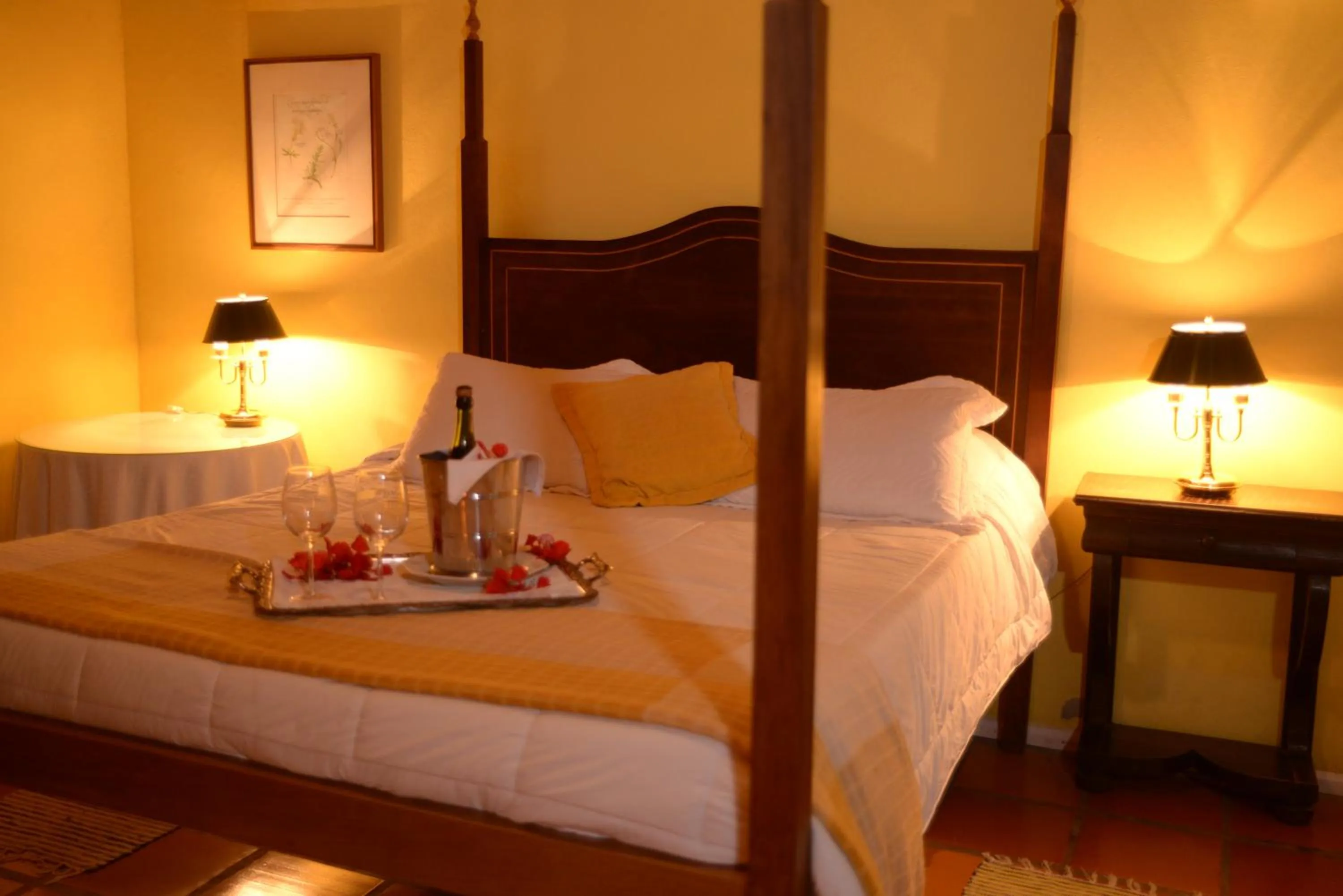 Bedroom, Bed in Hotel Pousada Esmeralda