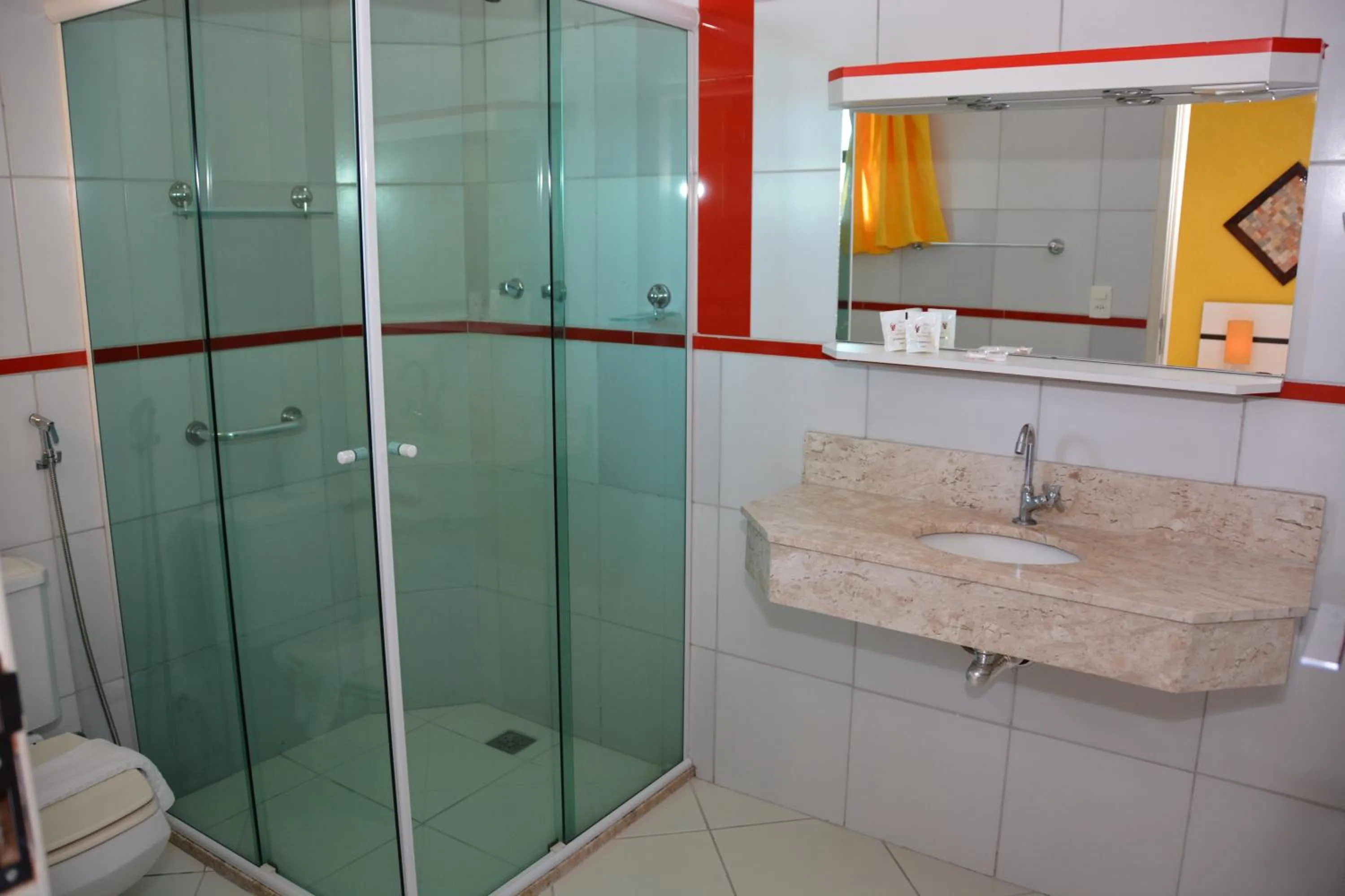 Bathroom in Hotel do Papai Noel