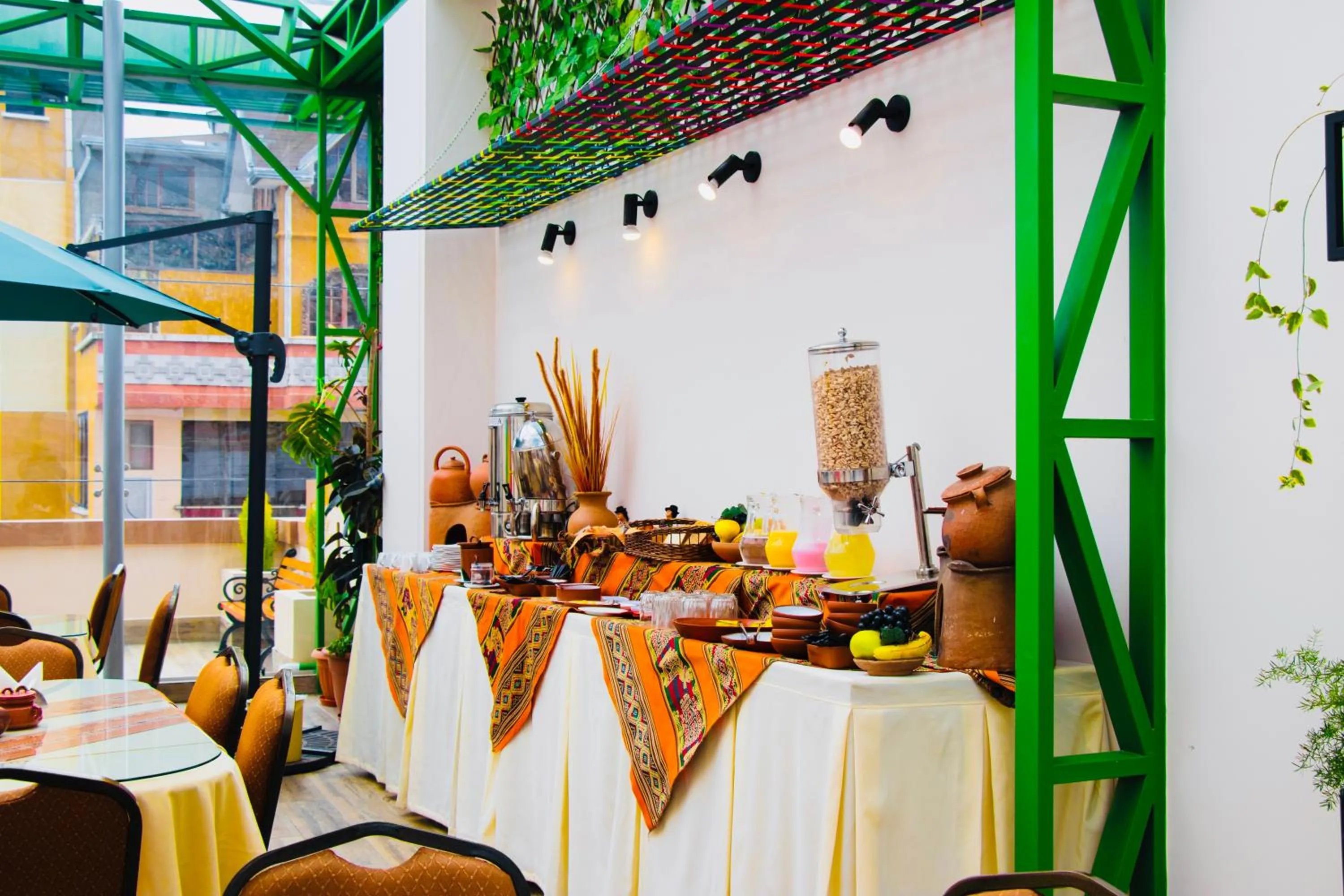 Buffet breakfast in Hotel Las Brisas Centro