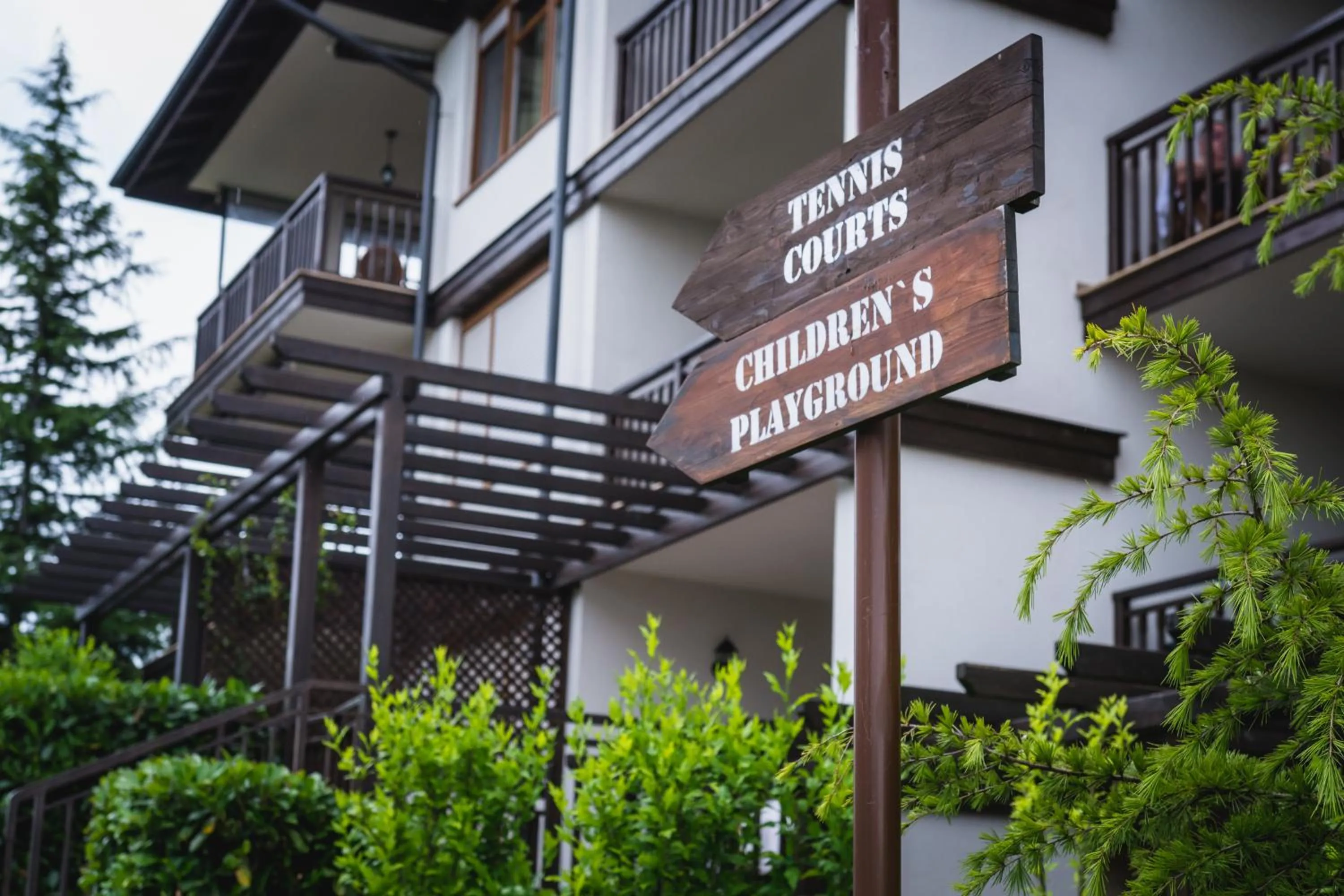 Decorative detail in Santa Marina Holiday Village