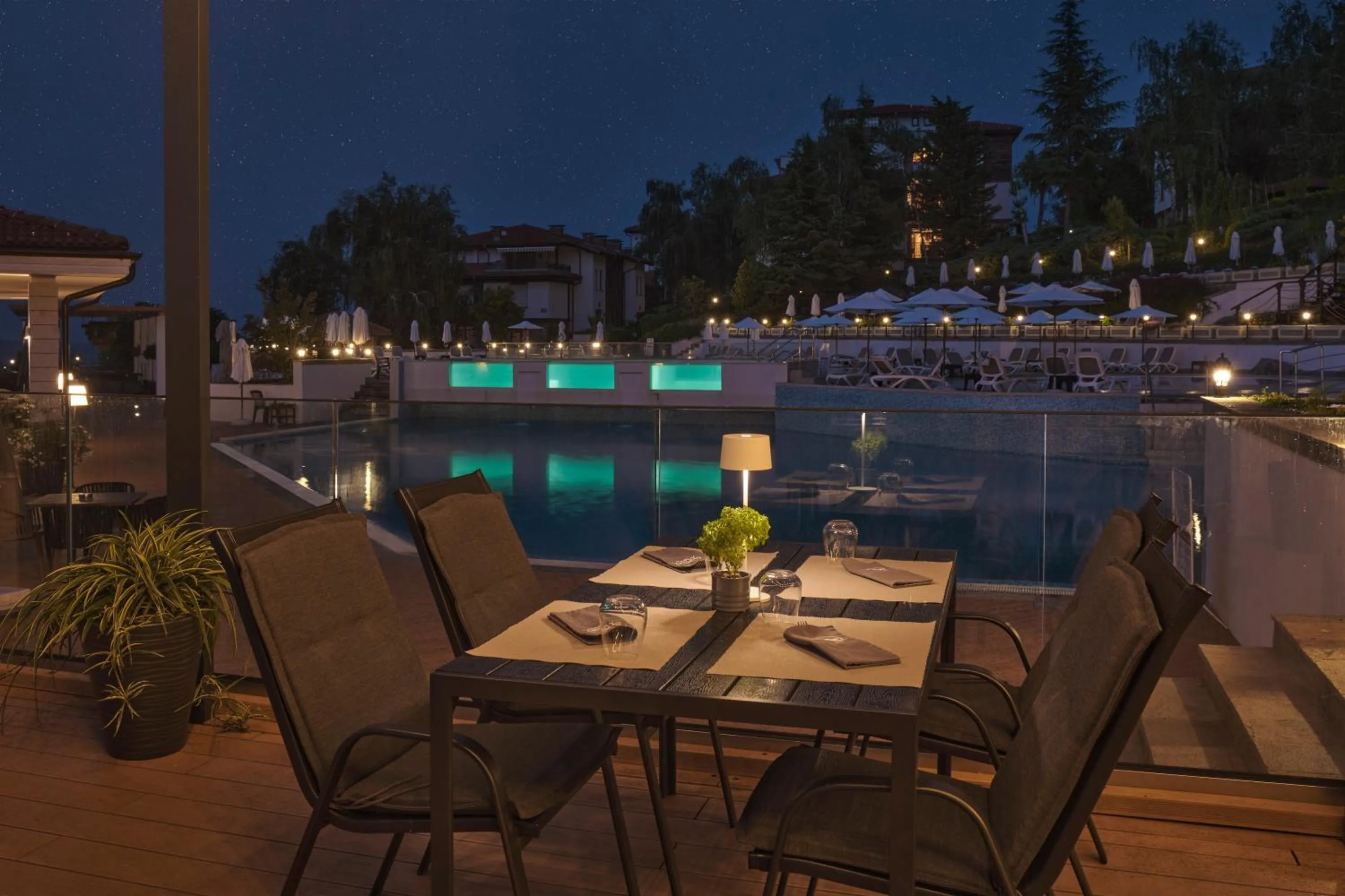 Restaurant/places to eat in Santa Marina Holiday Village