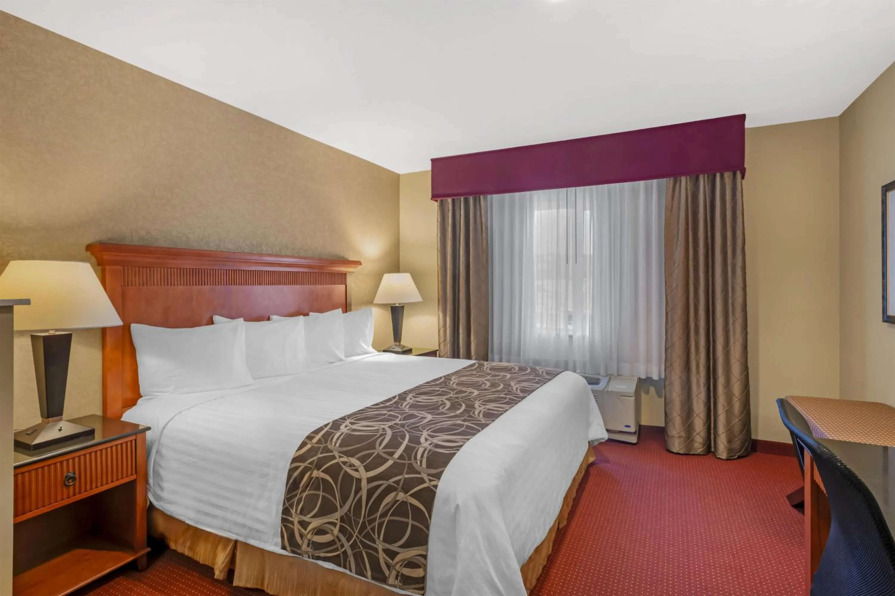 Bedroom, Bed in Best Western Plus Canyon Pines