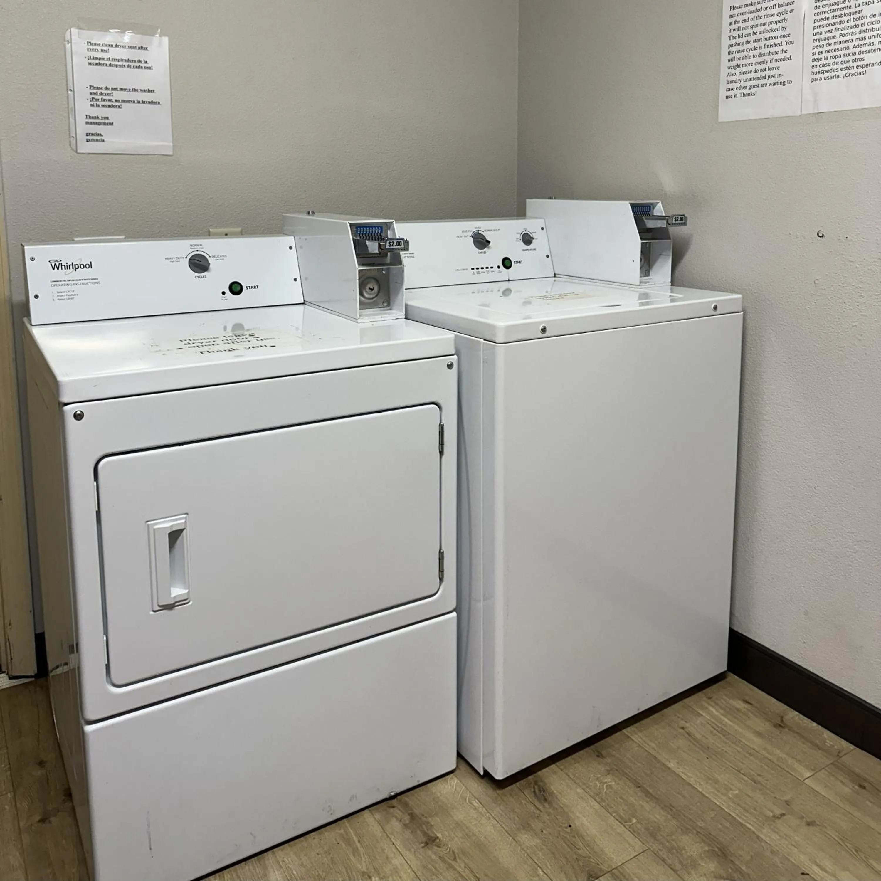 laundry in Red Roof Inn & Suites Marysville