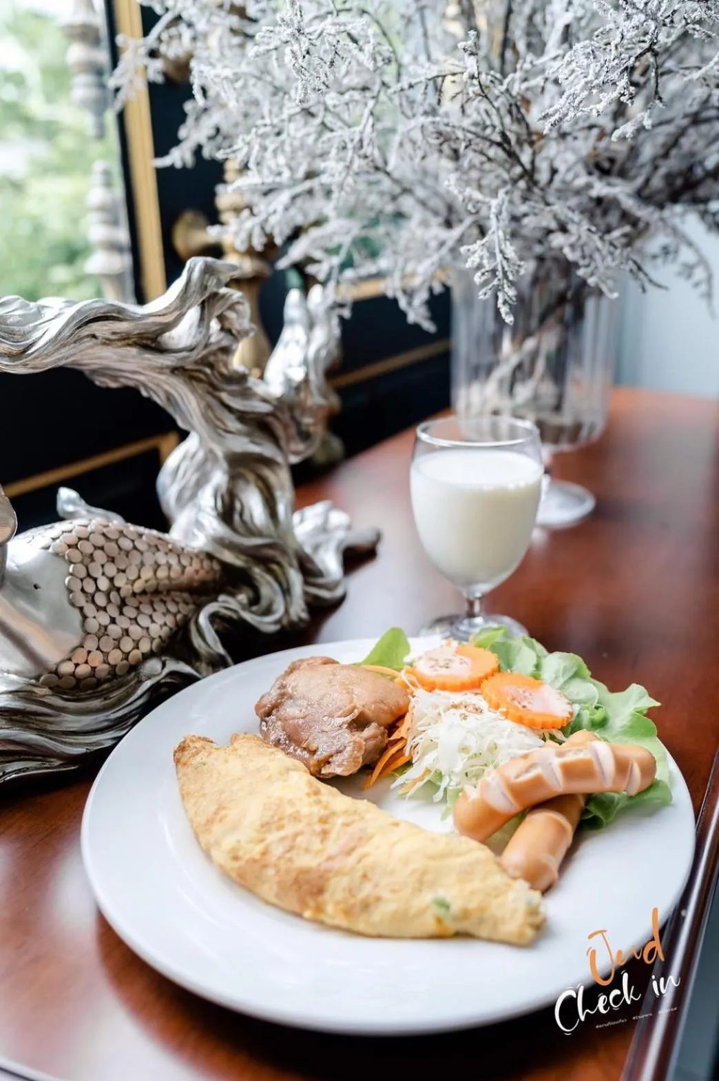 Breakfast in A.LIST HOTEL