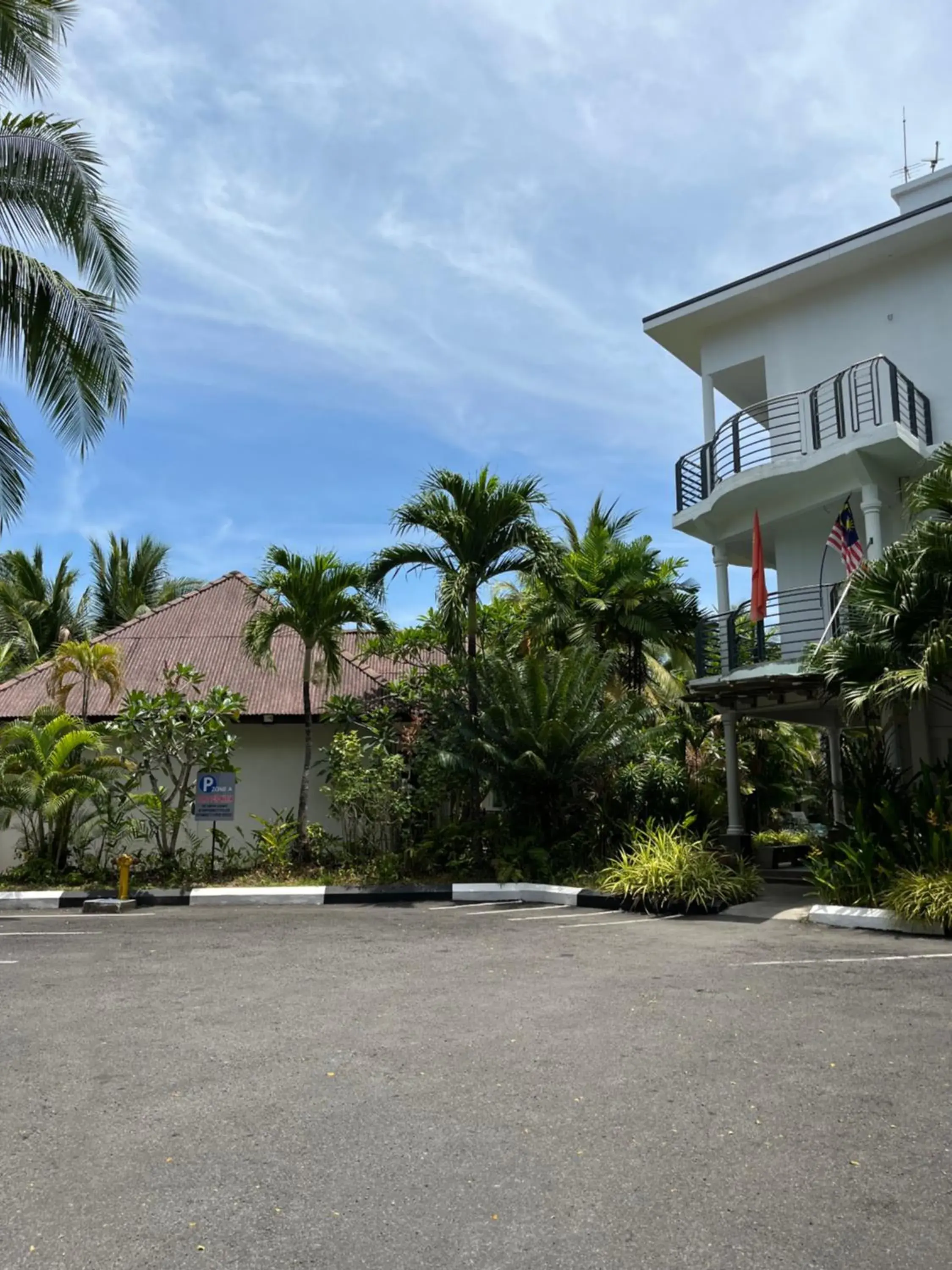 Property building in White Lodge Property building in White Lodge