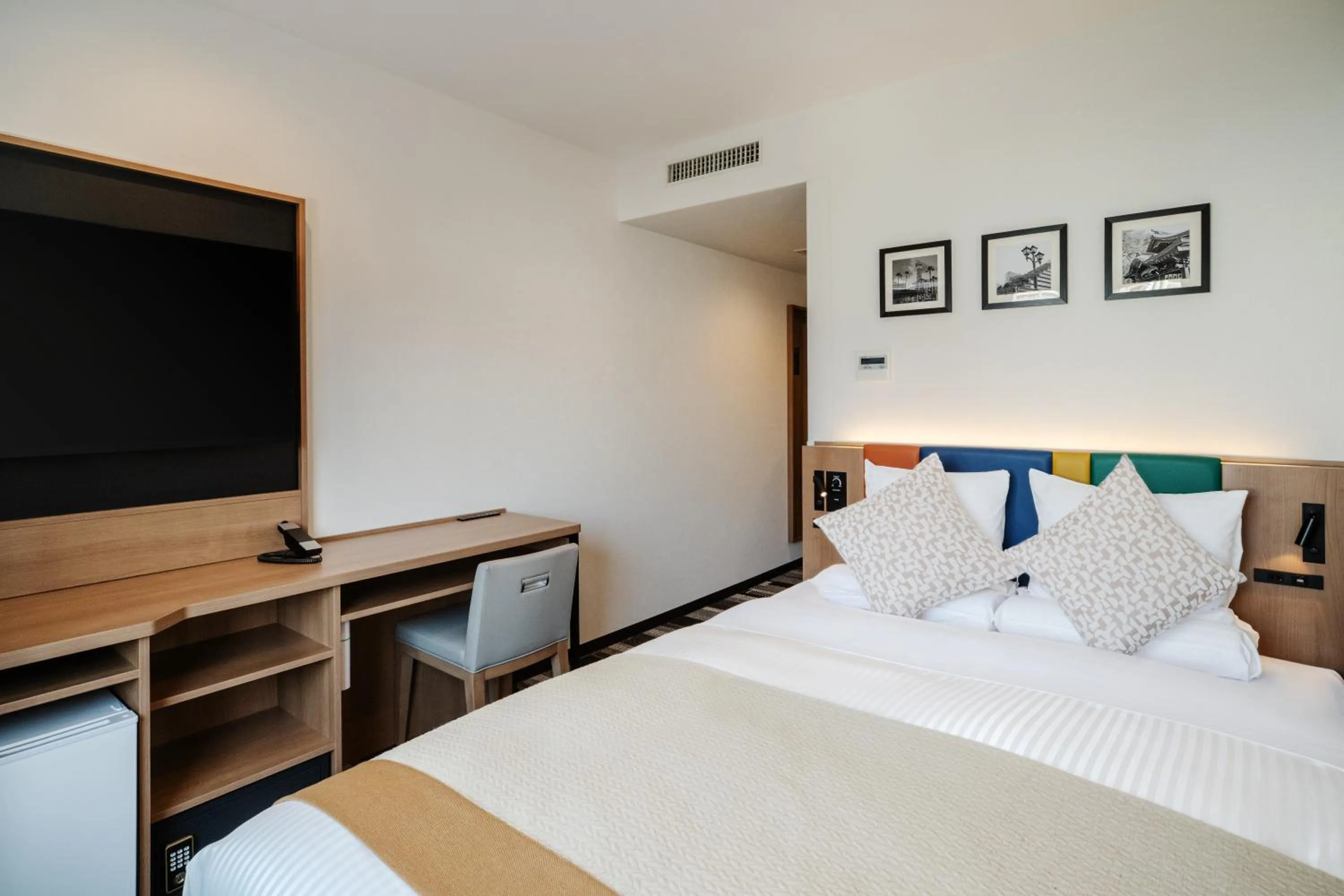 Photo of the whole room, Bed in HOTEL MYSTAYS Fukuoka Tenjin Minami