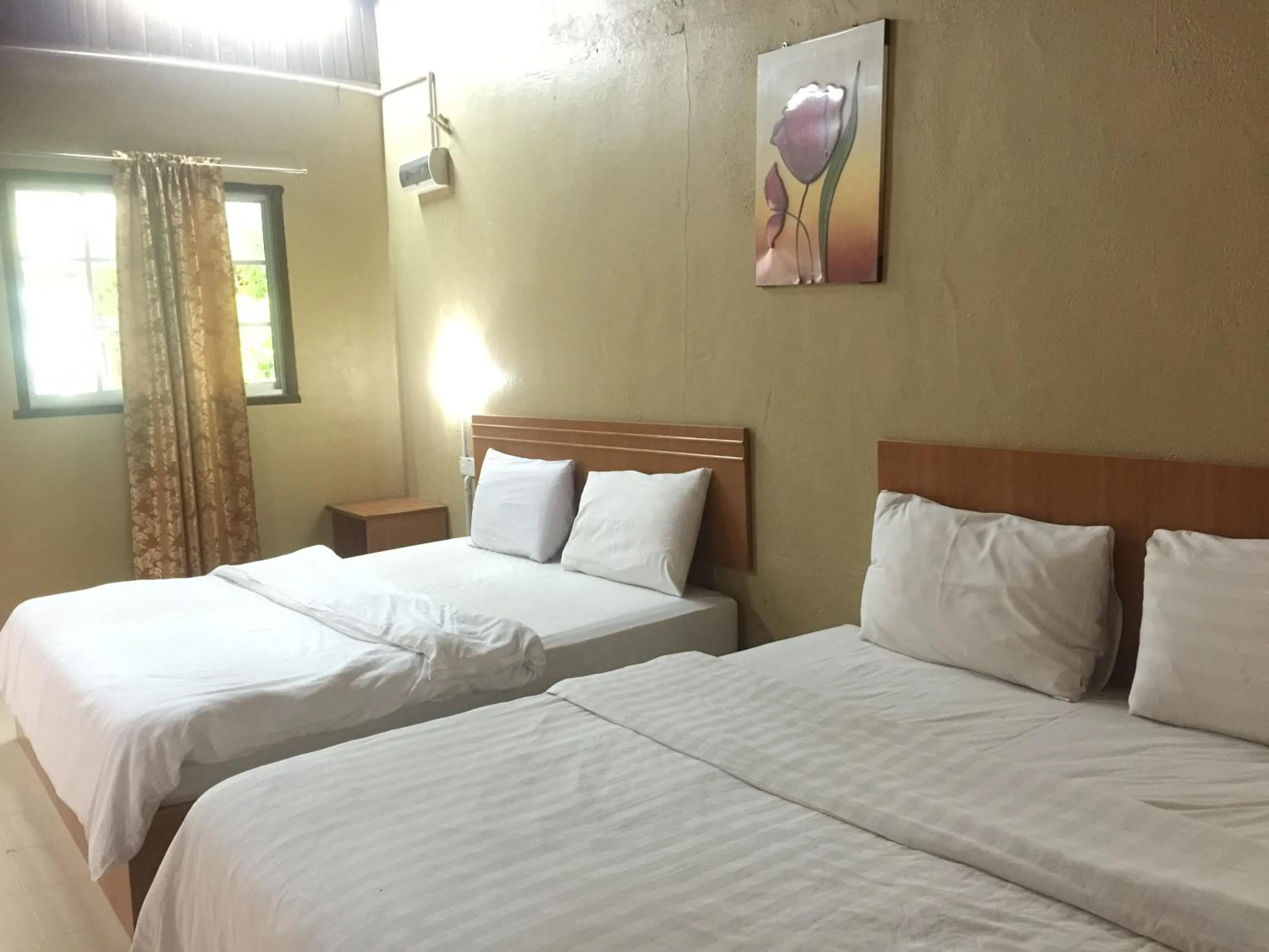 Day, Bed in Landcons Hotel & Resort