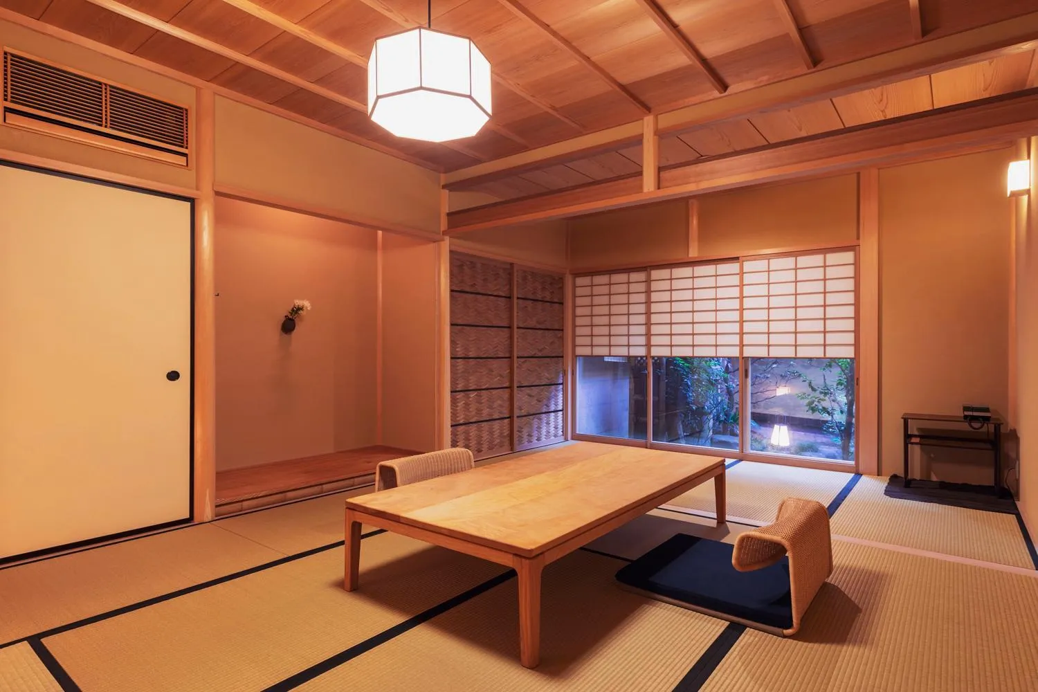Living room in Ryokan Motonago
