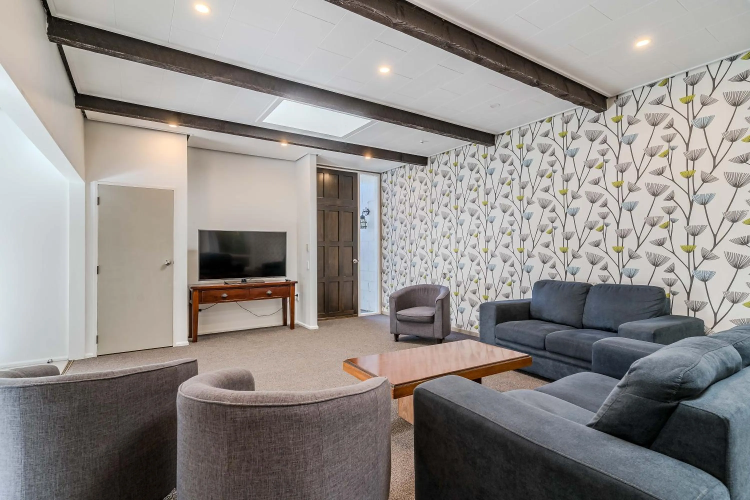 Living room in George Street Motel Apartments