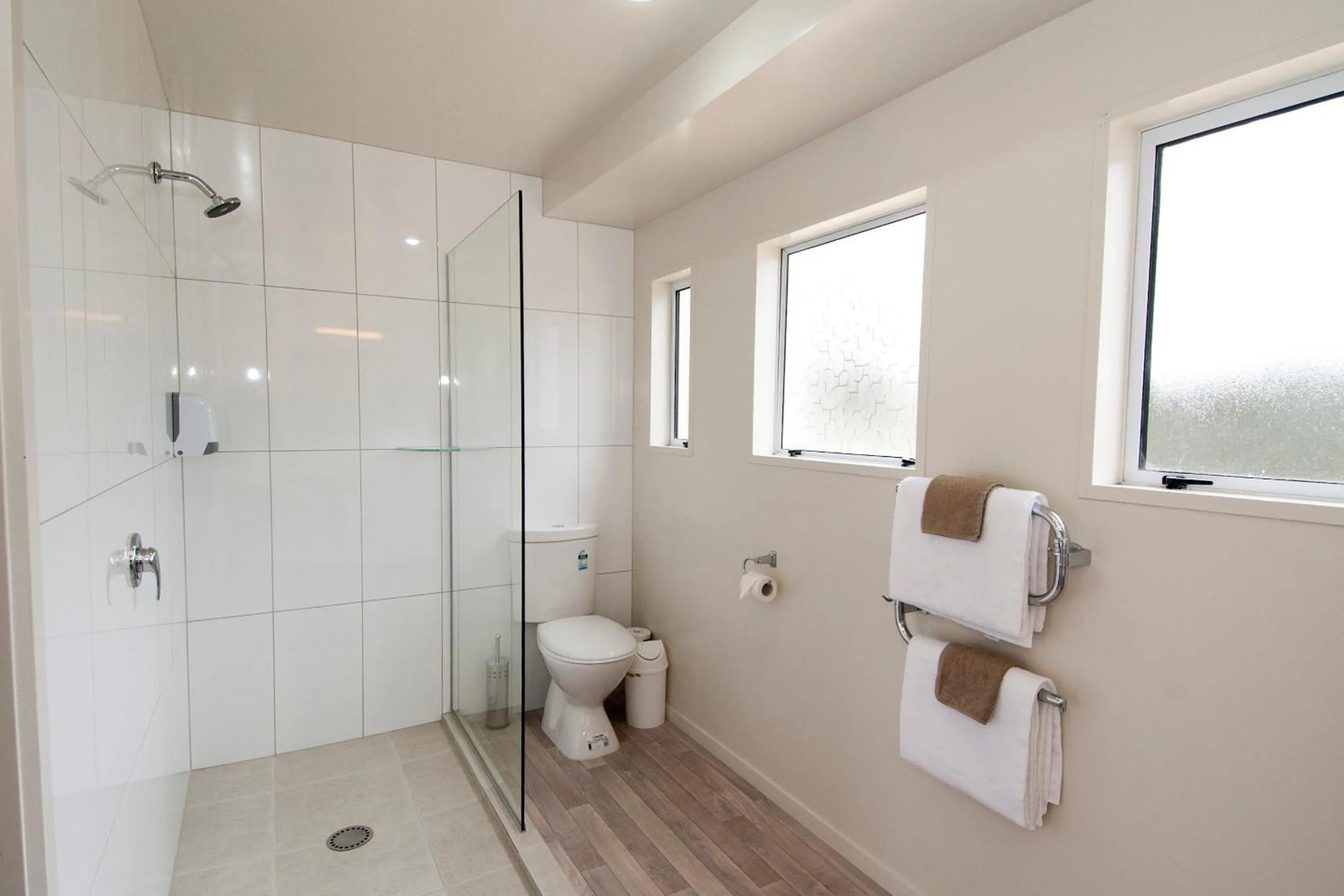 Shower in AhiKaa Gisborne Motel