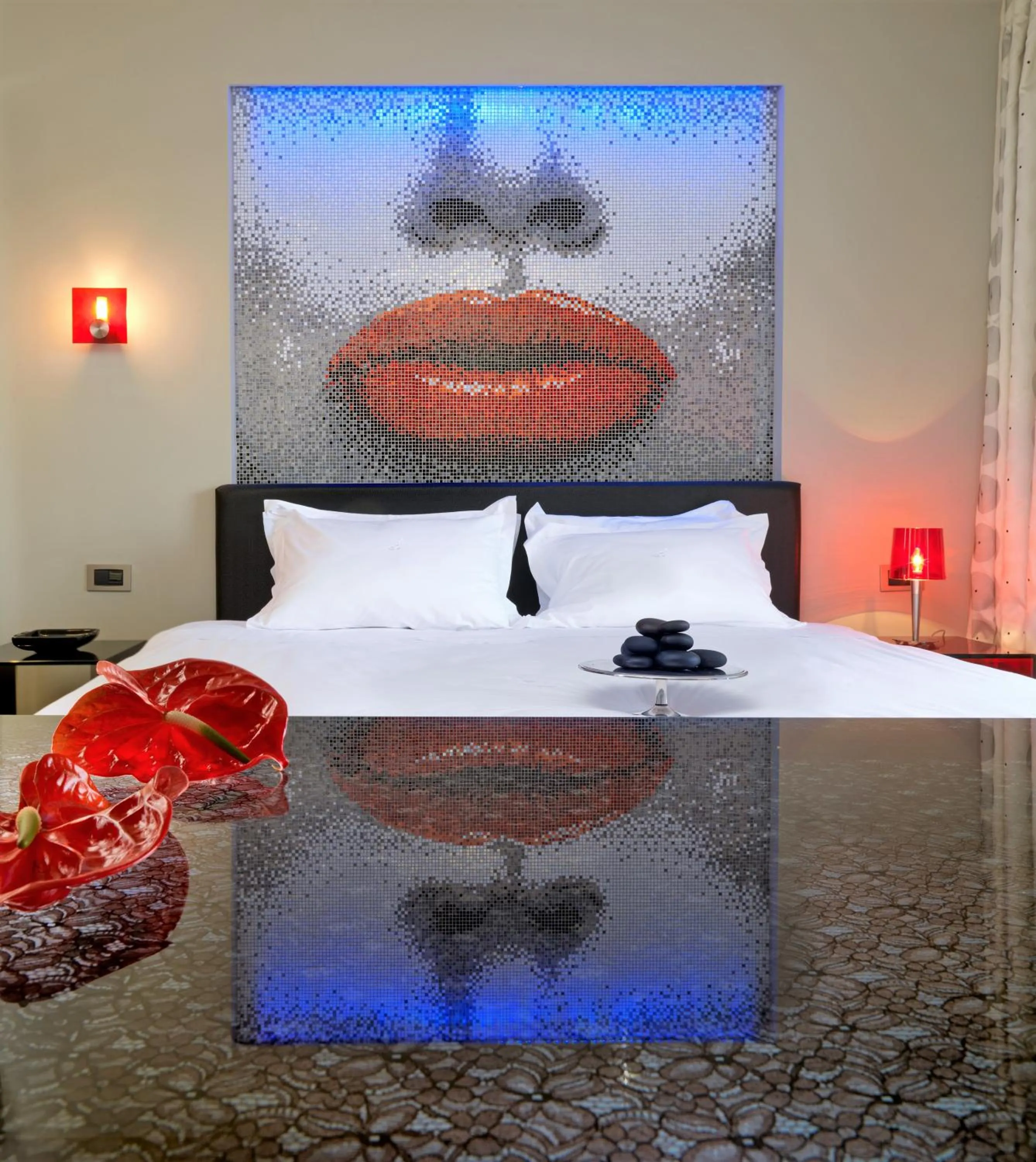 Bedroom, Bed in Out Of The Blue Resort & Spa