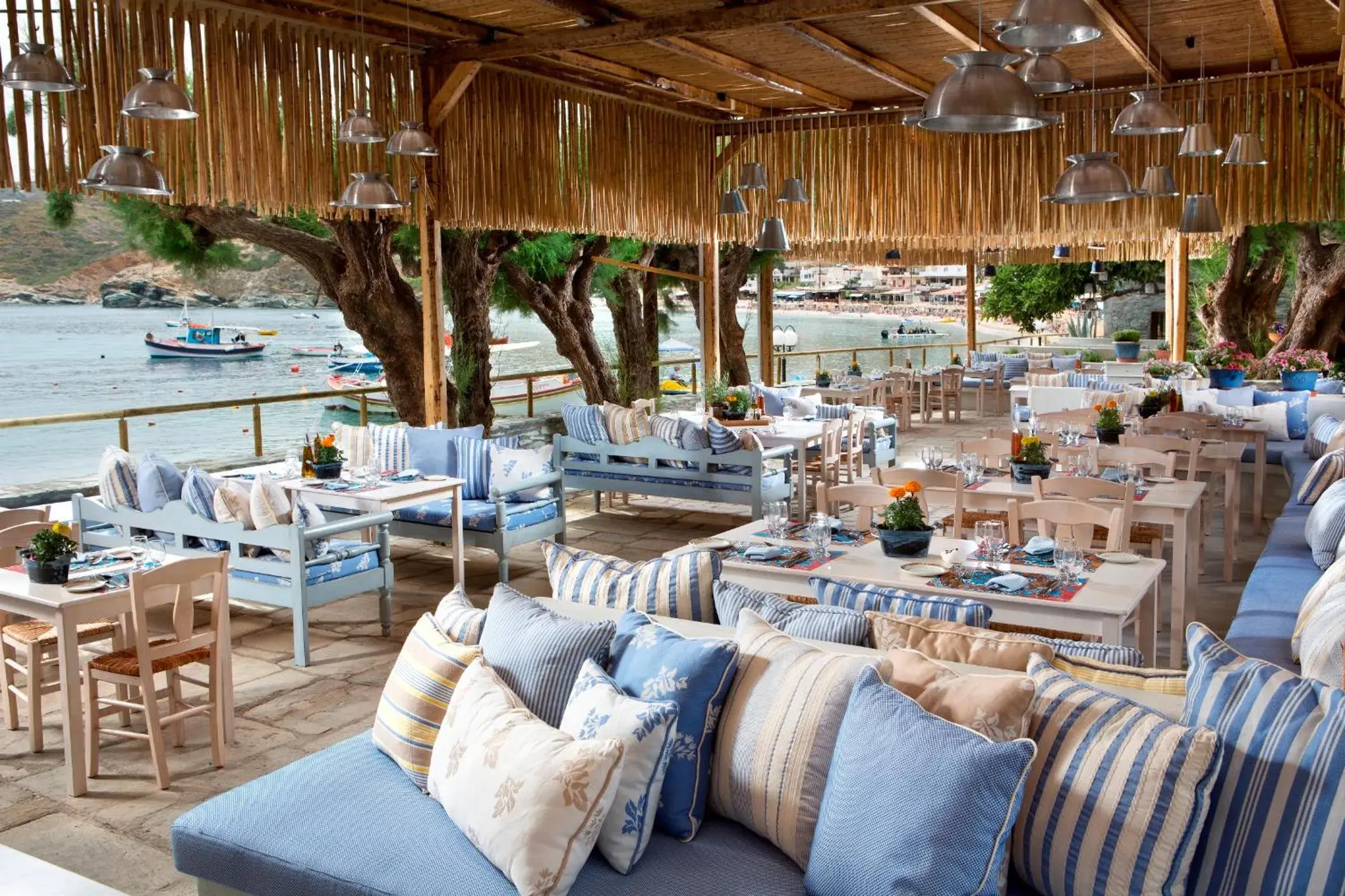 Restaurant/places to eat in Out Of The Blue Resort & Spa Restaurant/places to eat in Out Of The Blue Resort & Spa