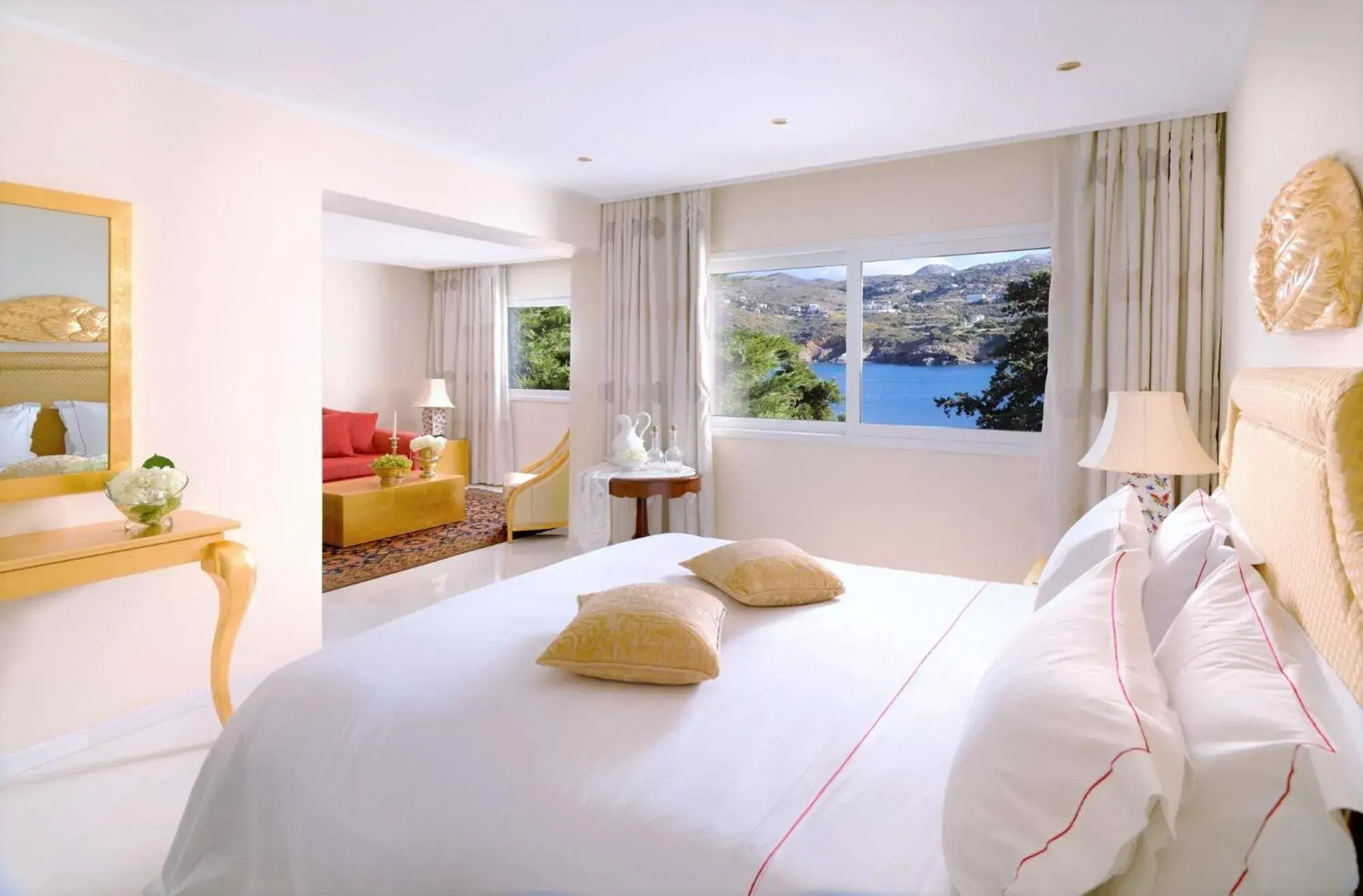 Photo of the whole room, Bed in Out Of The Blue Resort & Spa Photo of the whole room, Bed in Out Of The Blue Resort & Spa