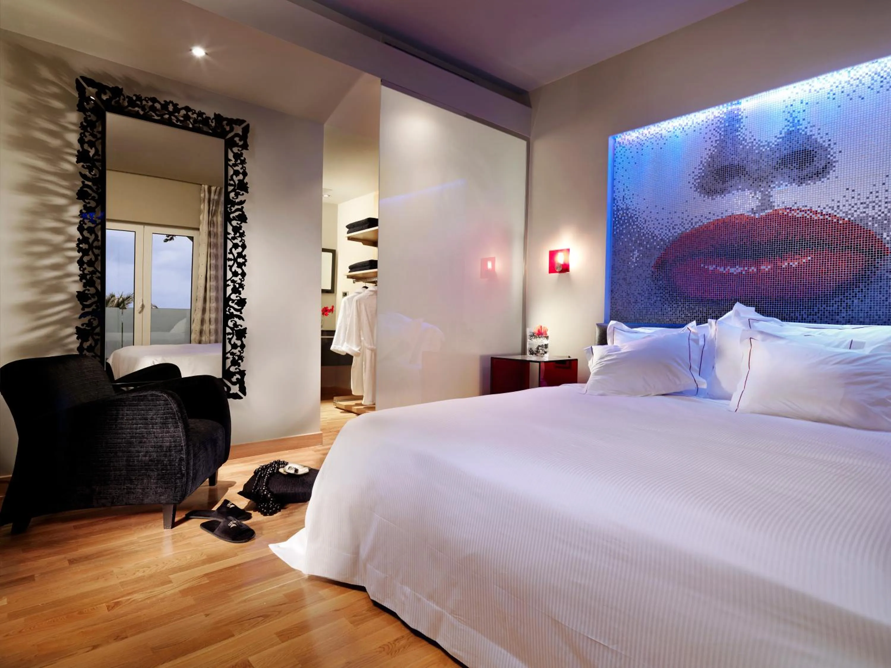 Bedroom, Bed in Out Of The Blue Resort & Spa