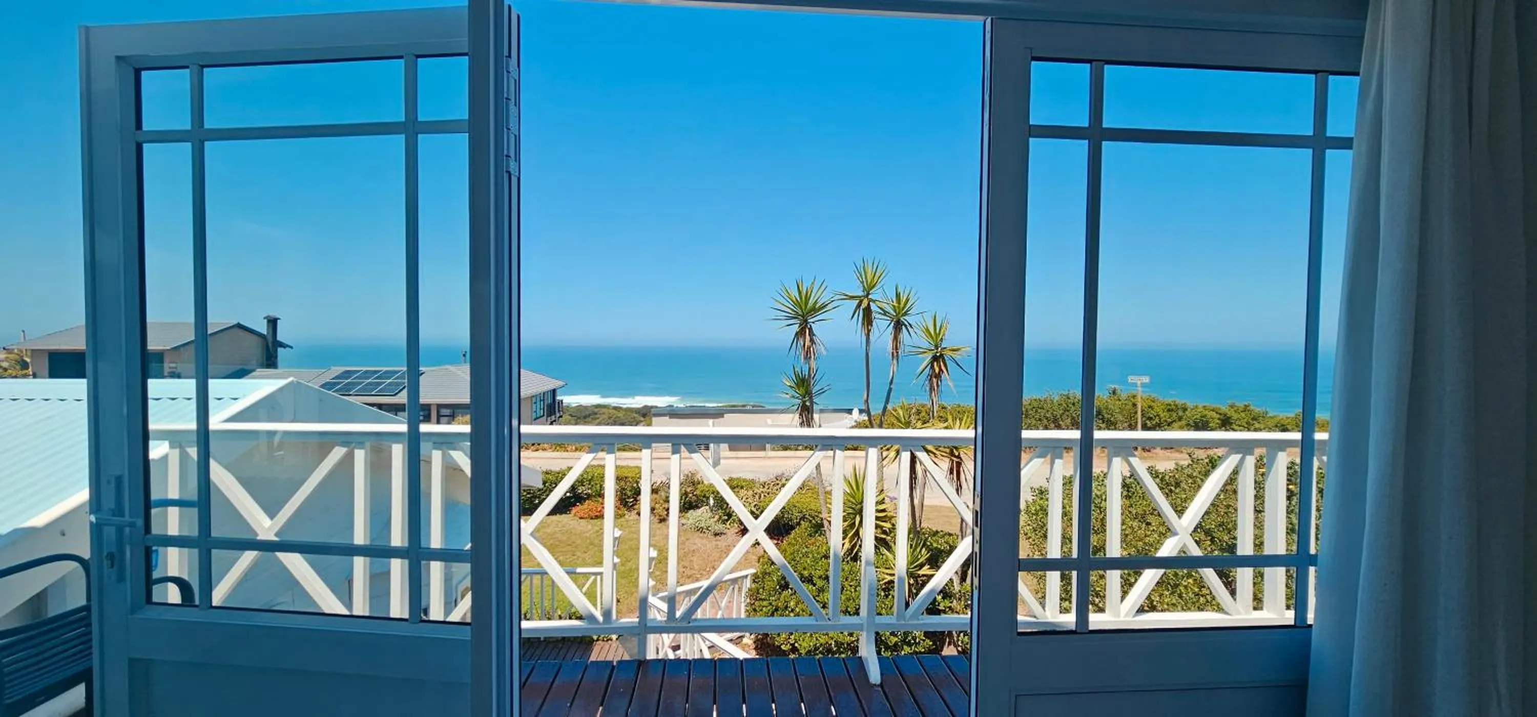 Sea view in Brenton Beach House