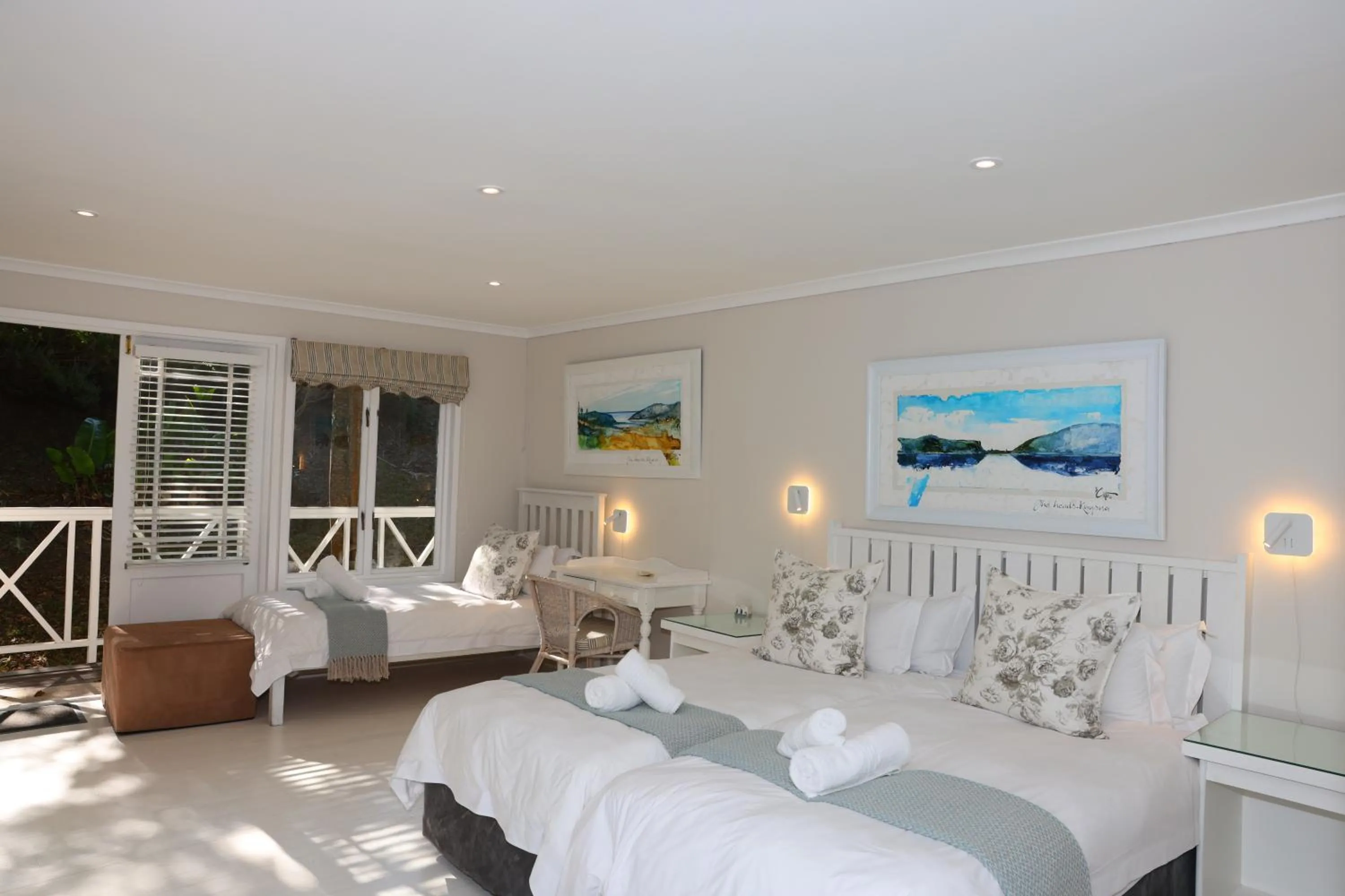 Bedroom, Bed in Brenton Beach House