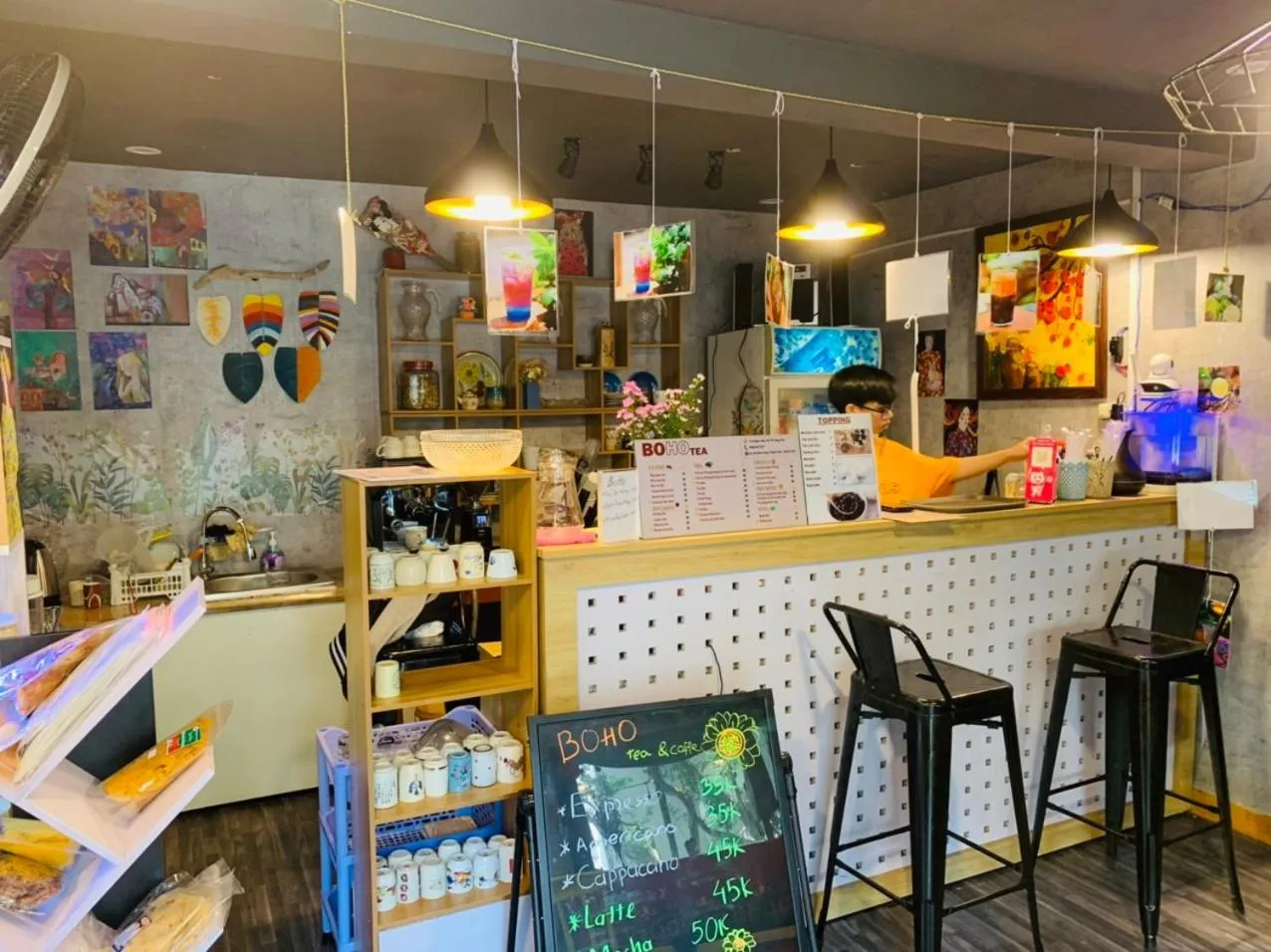 Coffee/tea facilities in Lam Son Hotel