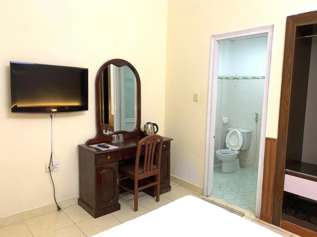 TV and multimedia in Lam Son Hotel