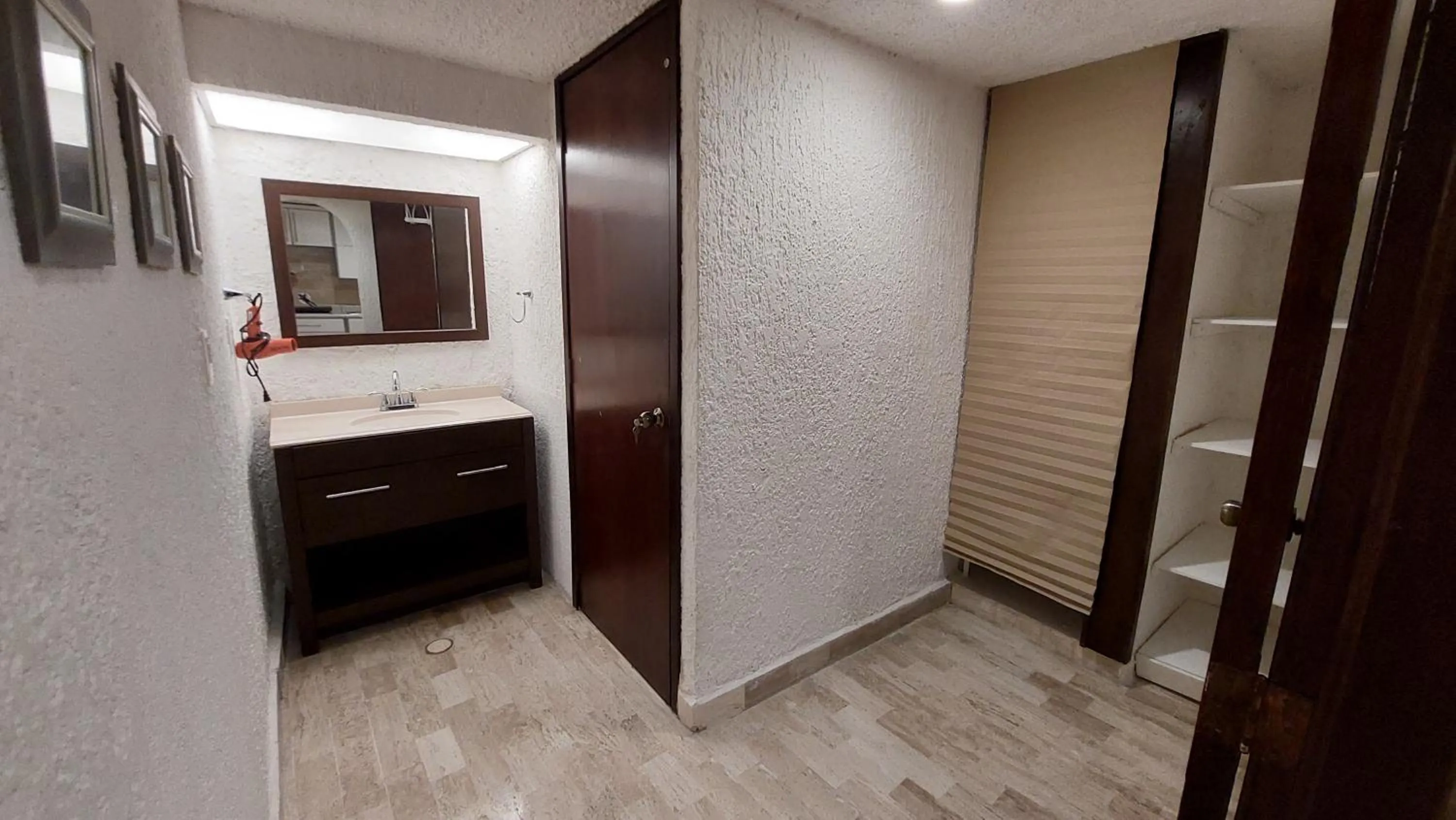 Bathroom in Cancún Suites Apartments - Hotel Zone