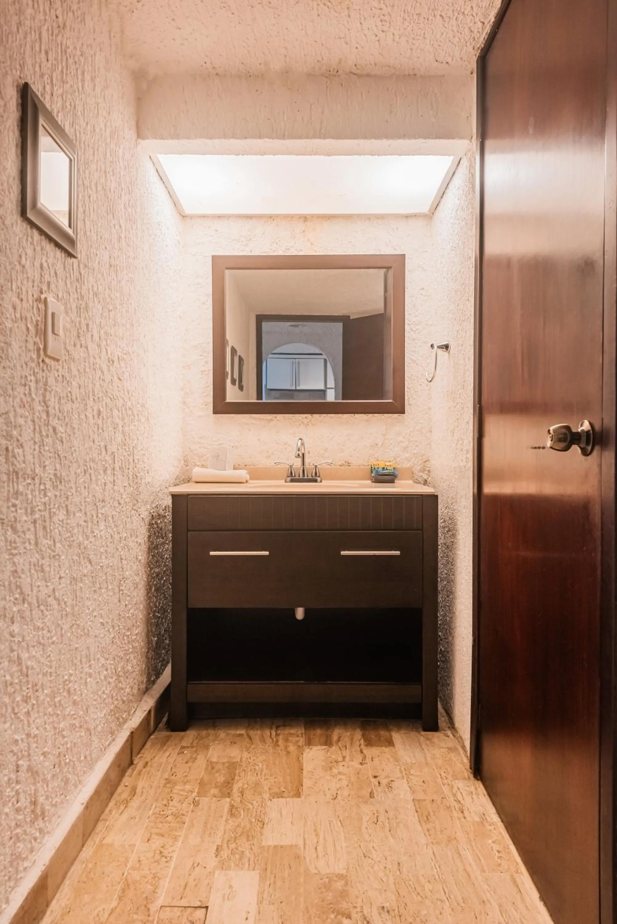 Bathroom in Cancún Suites Apartments - Hotel Zone